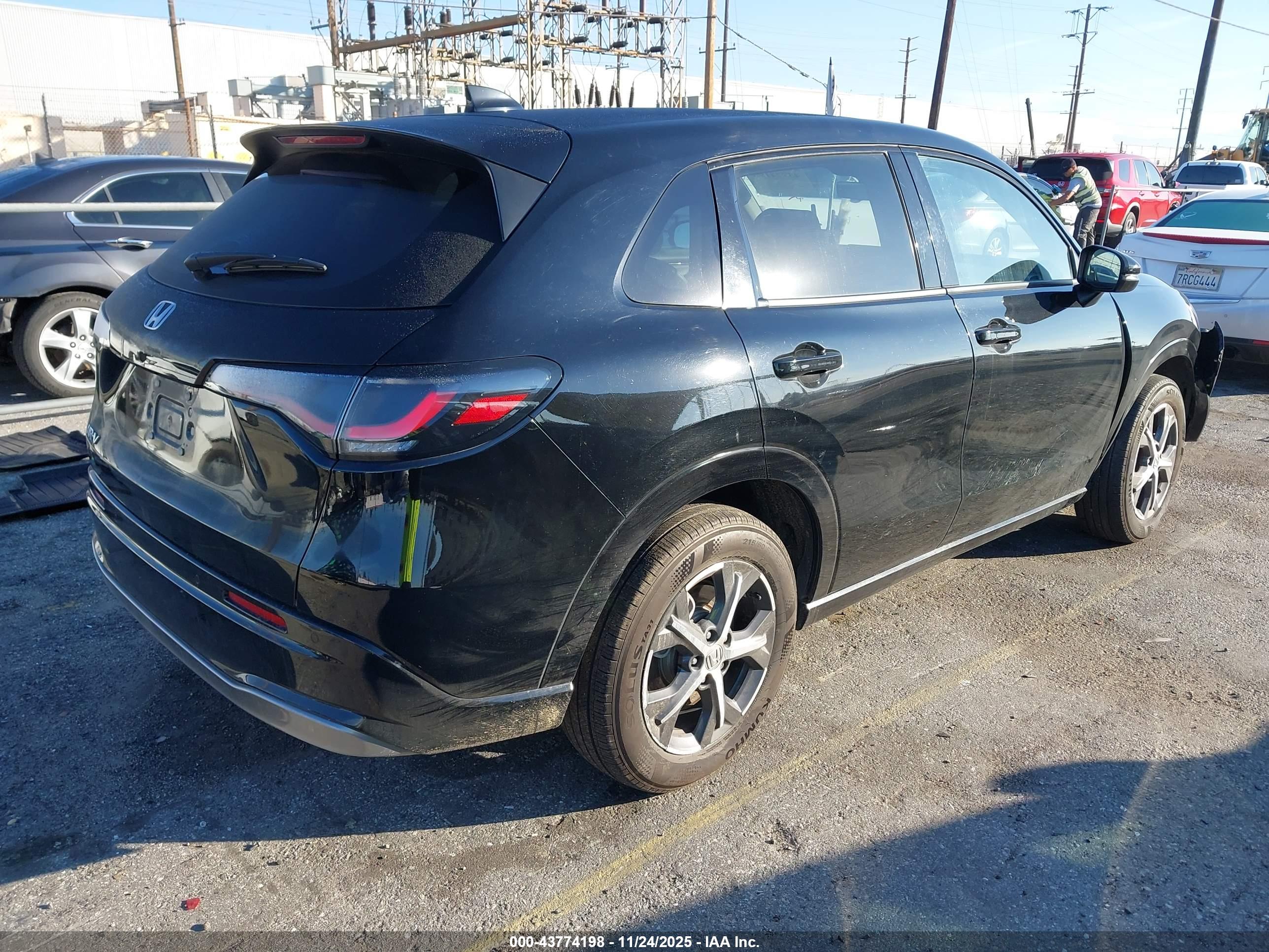 HONDA HR-V image 4