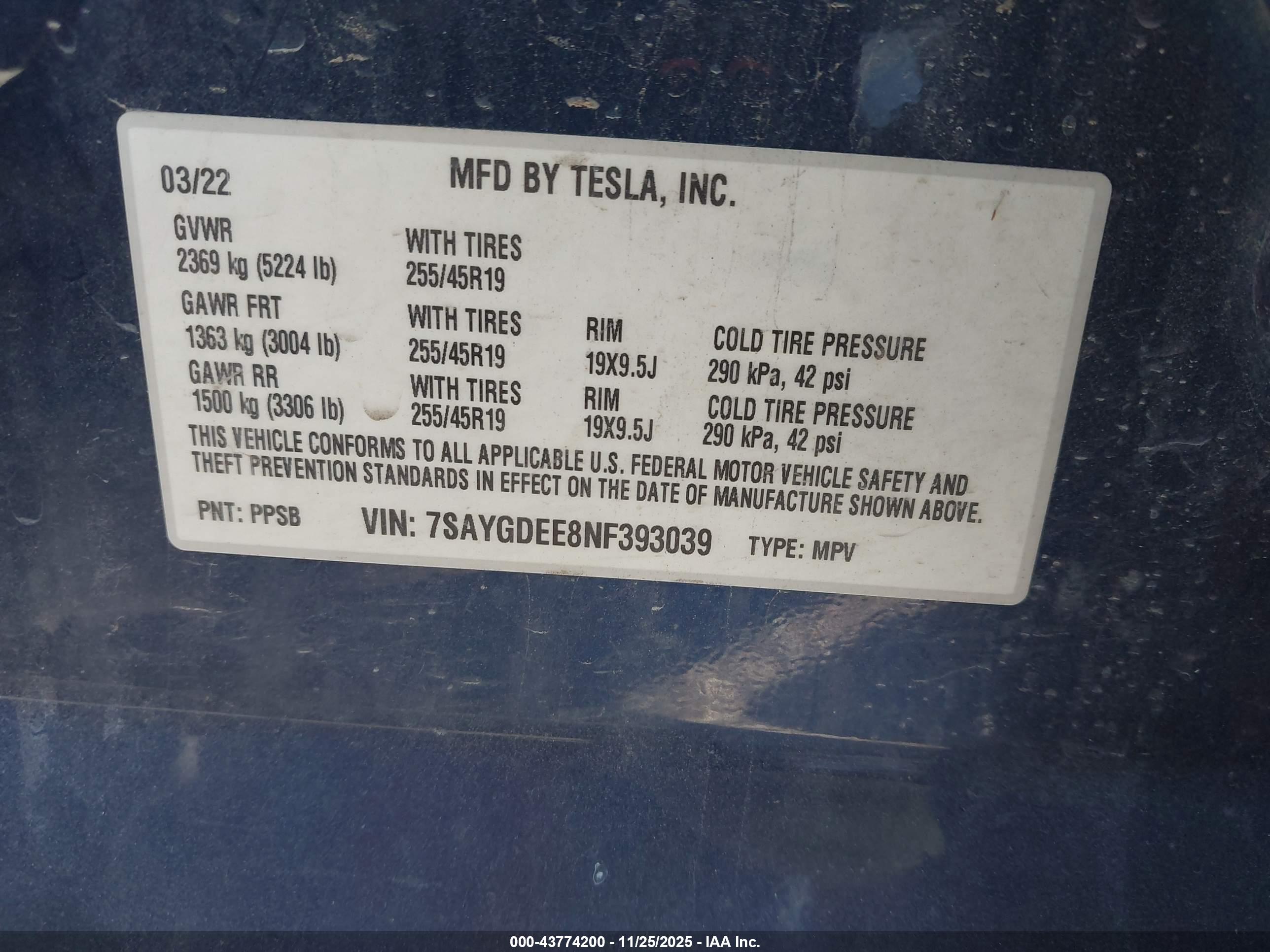 TESLA MODEL image 9