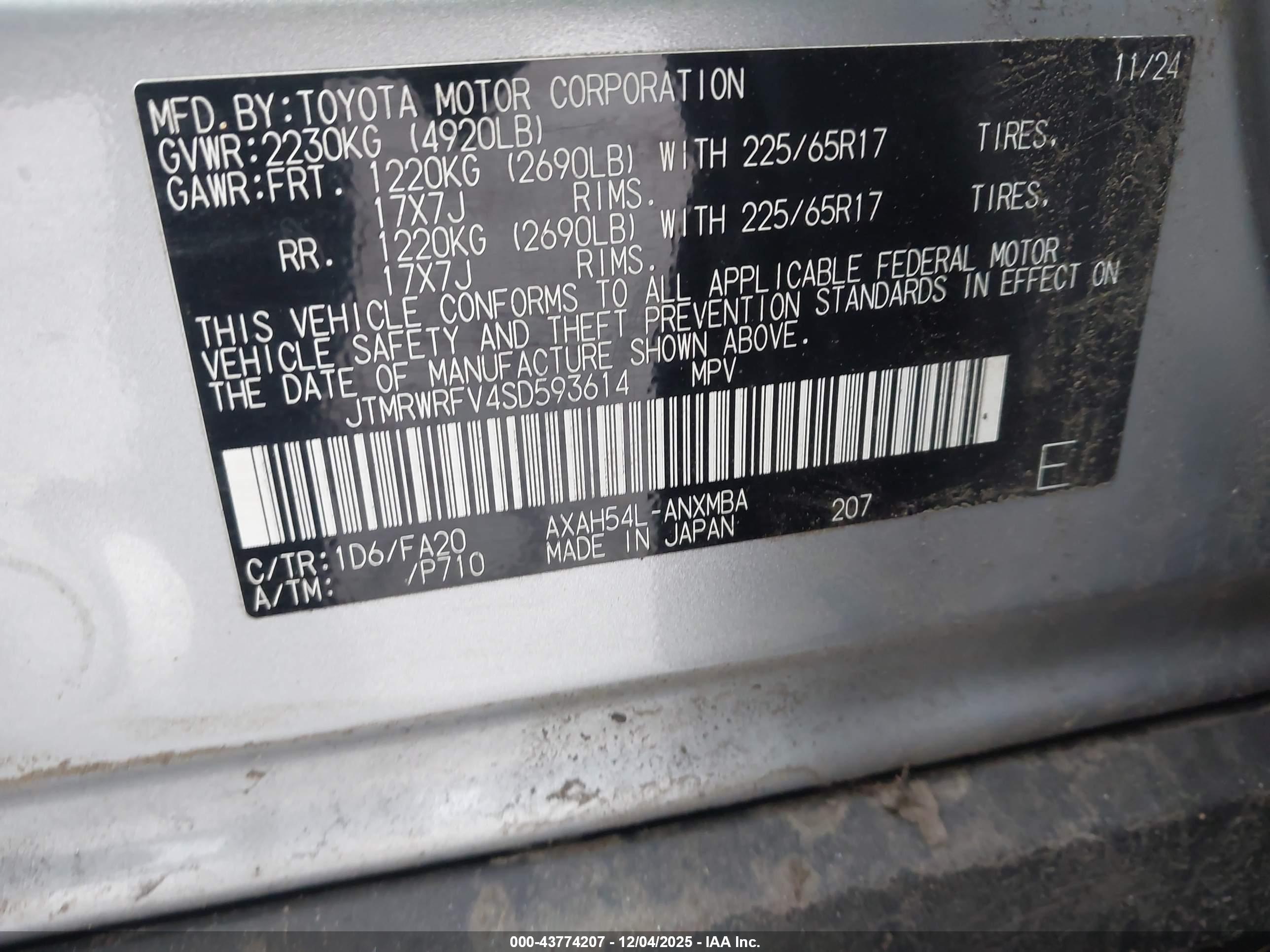 TOYOTA RAV4 image 9