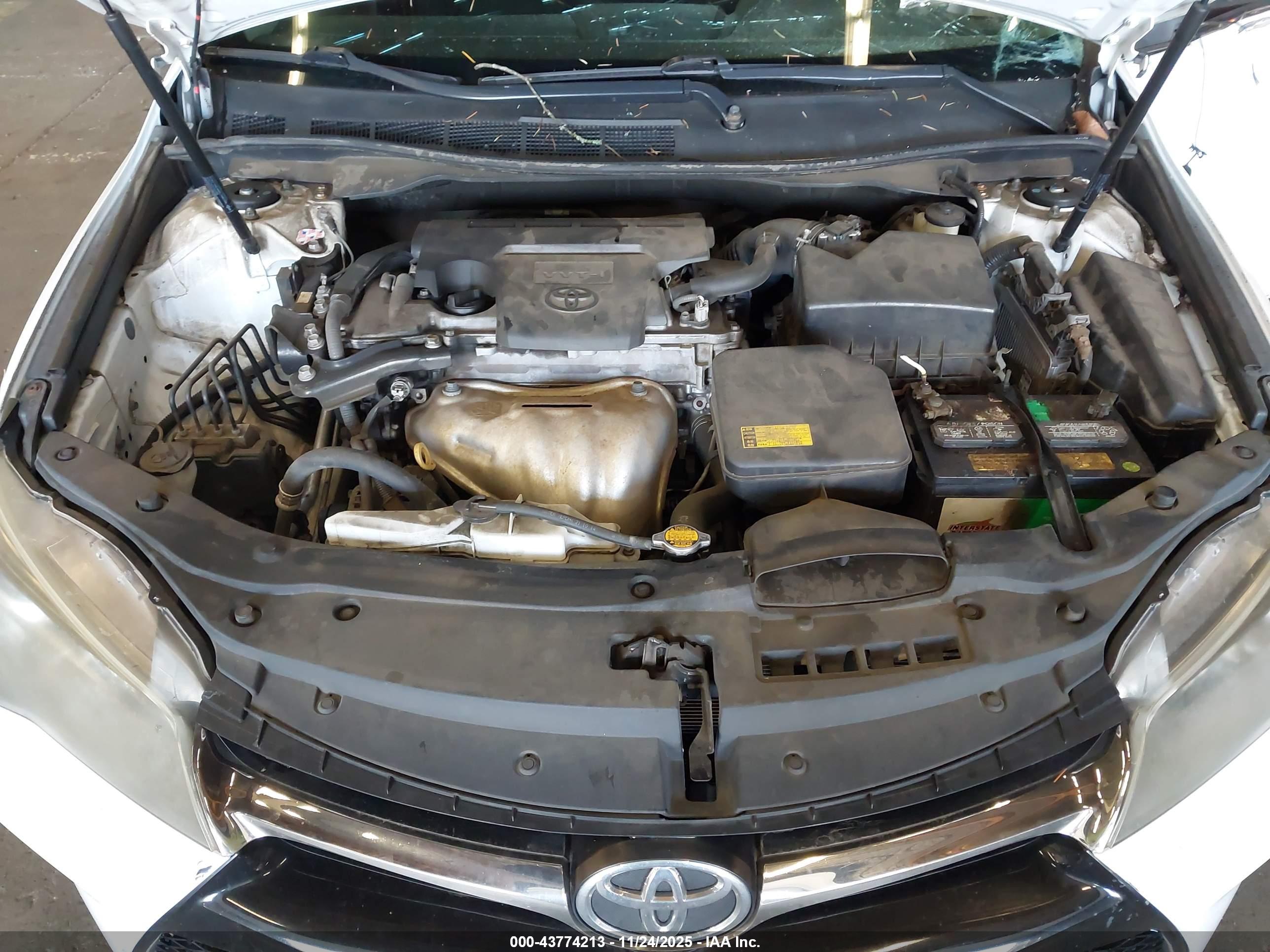 TOYOTA CAMRY image 10