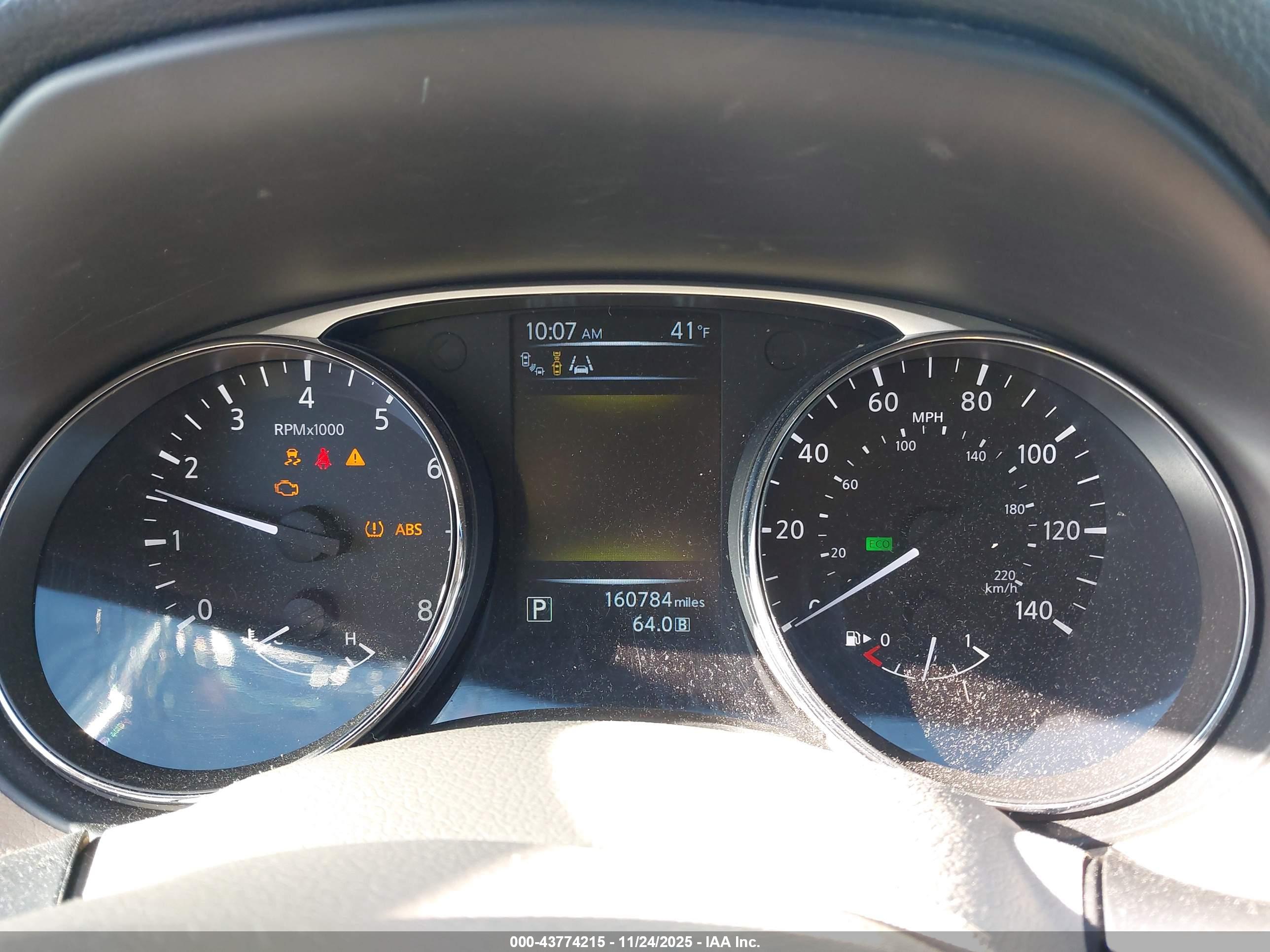 NISSAN ROGUE image 7