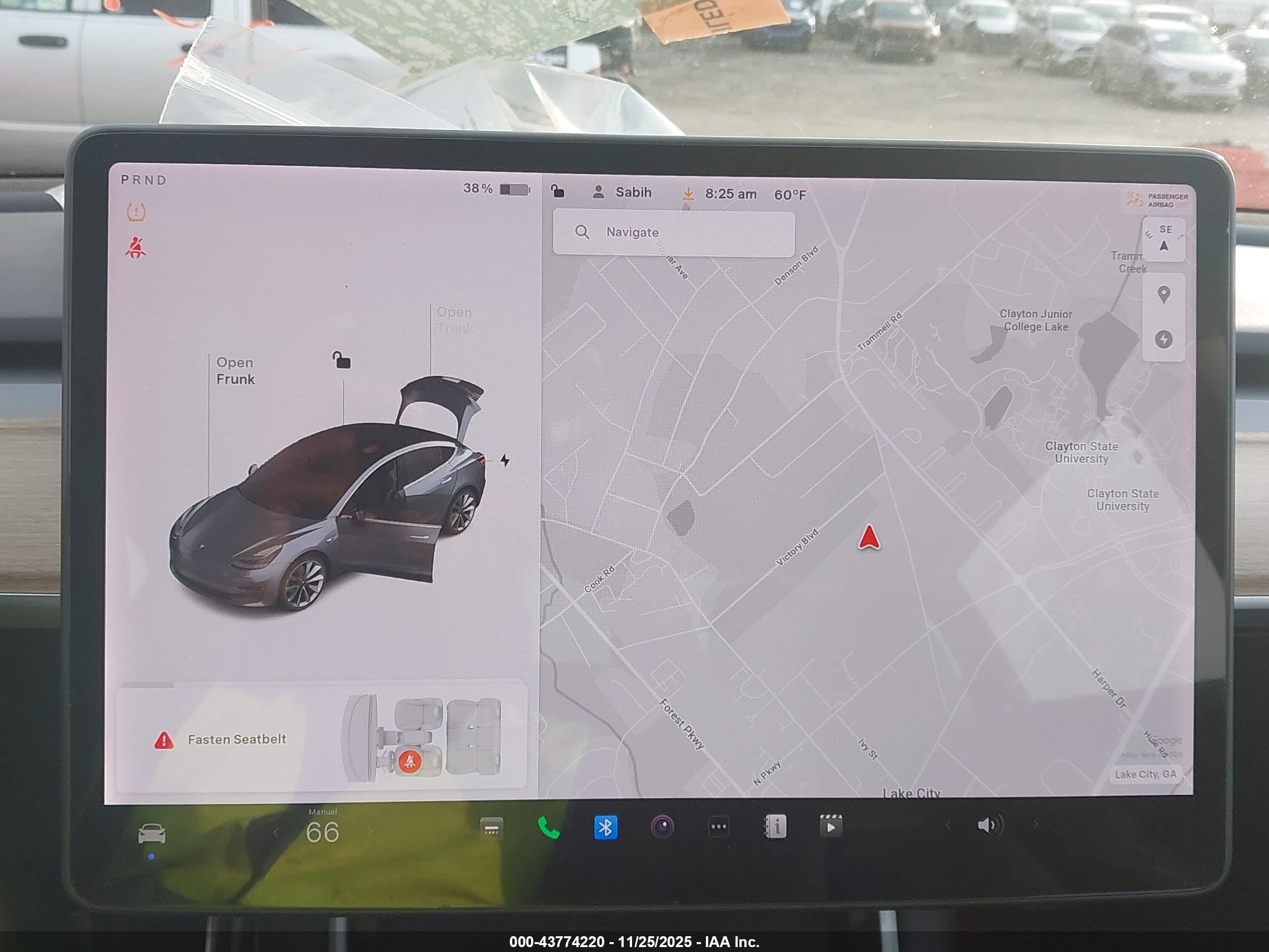 TESLA MODEL image 7