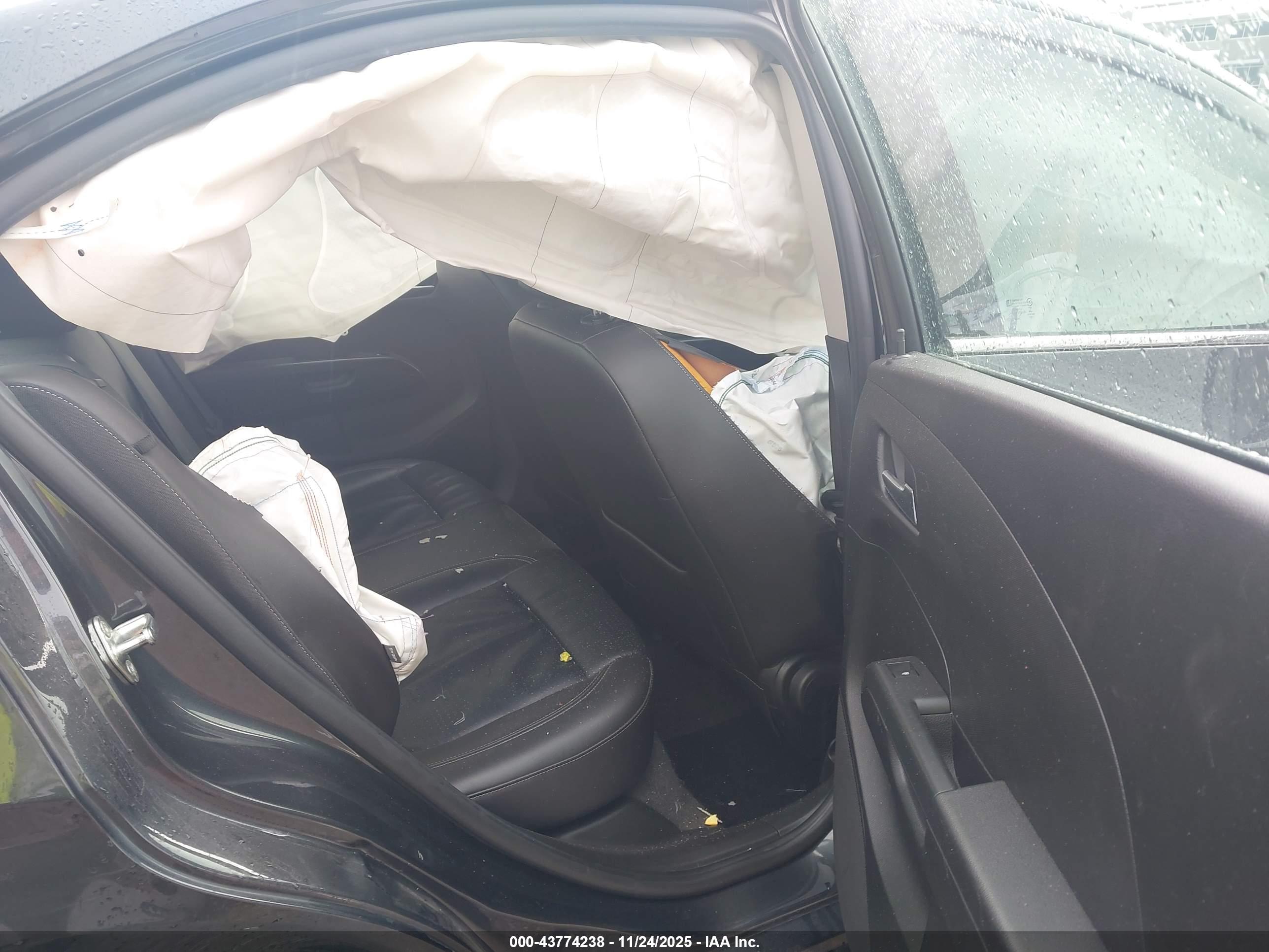 CHEVROLET SONIC image 8