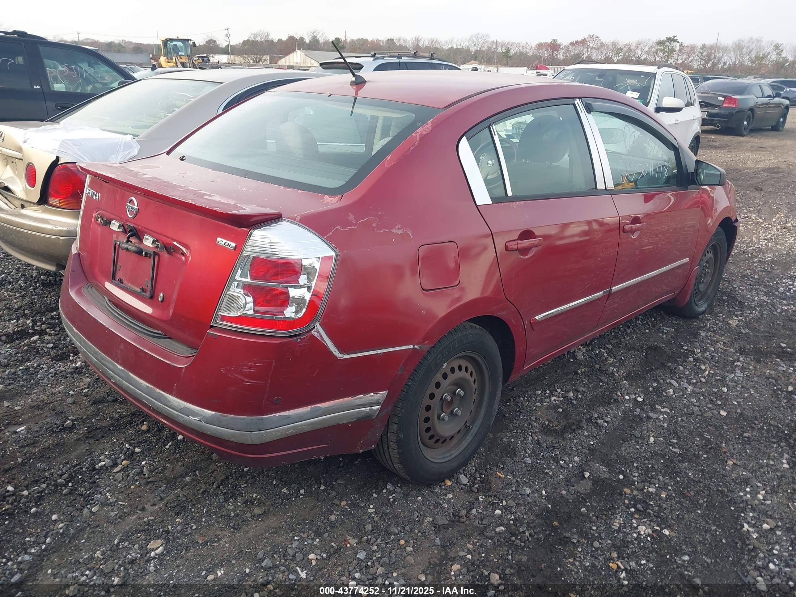 NISSAN SENTRA image 4