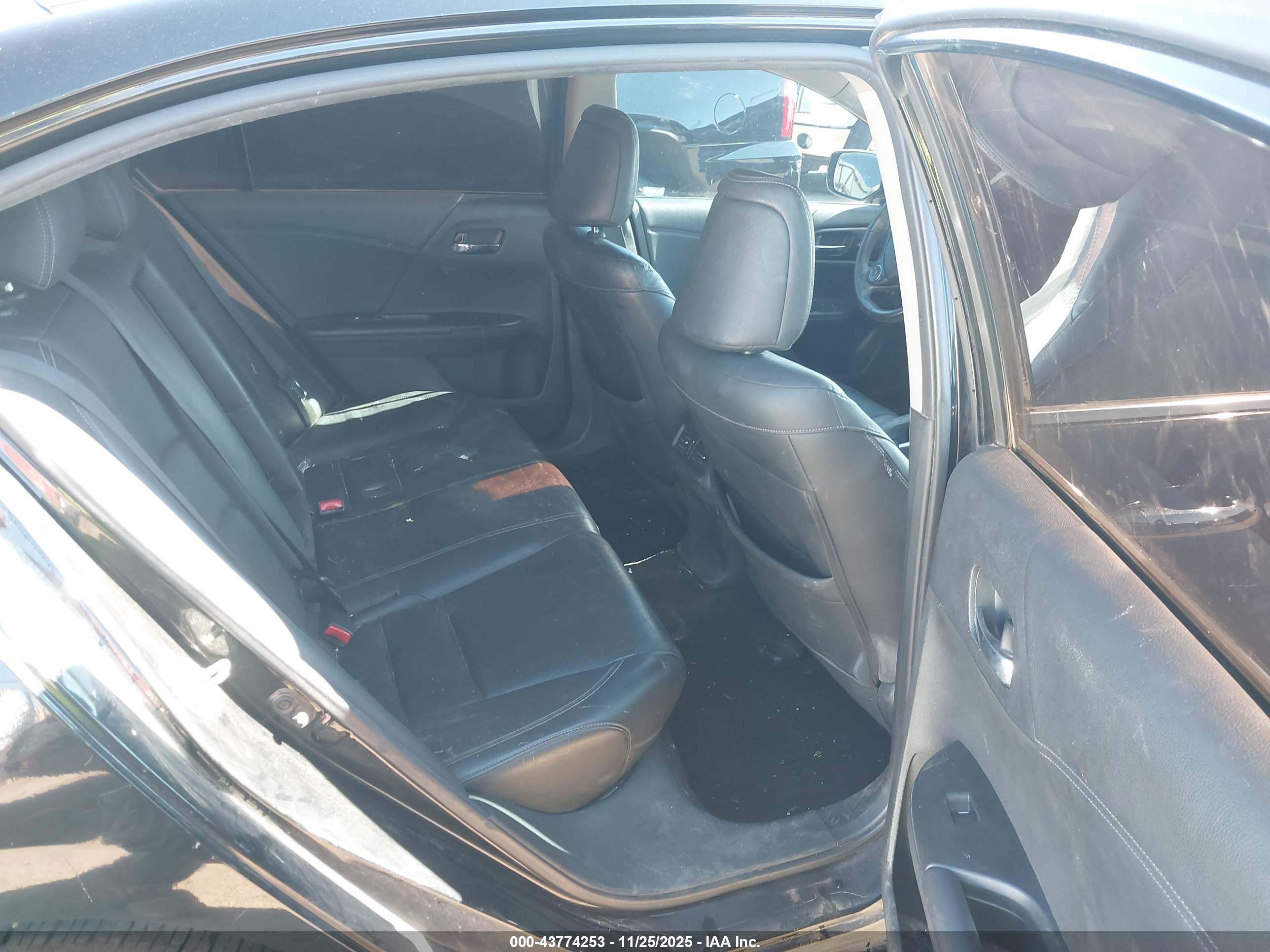 HONDA ACCORD image 8