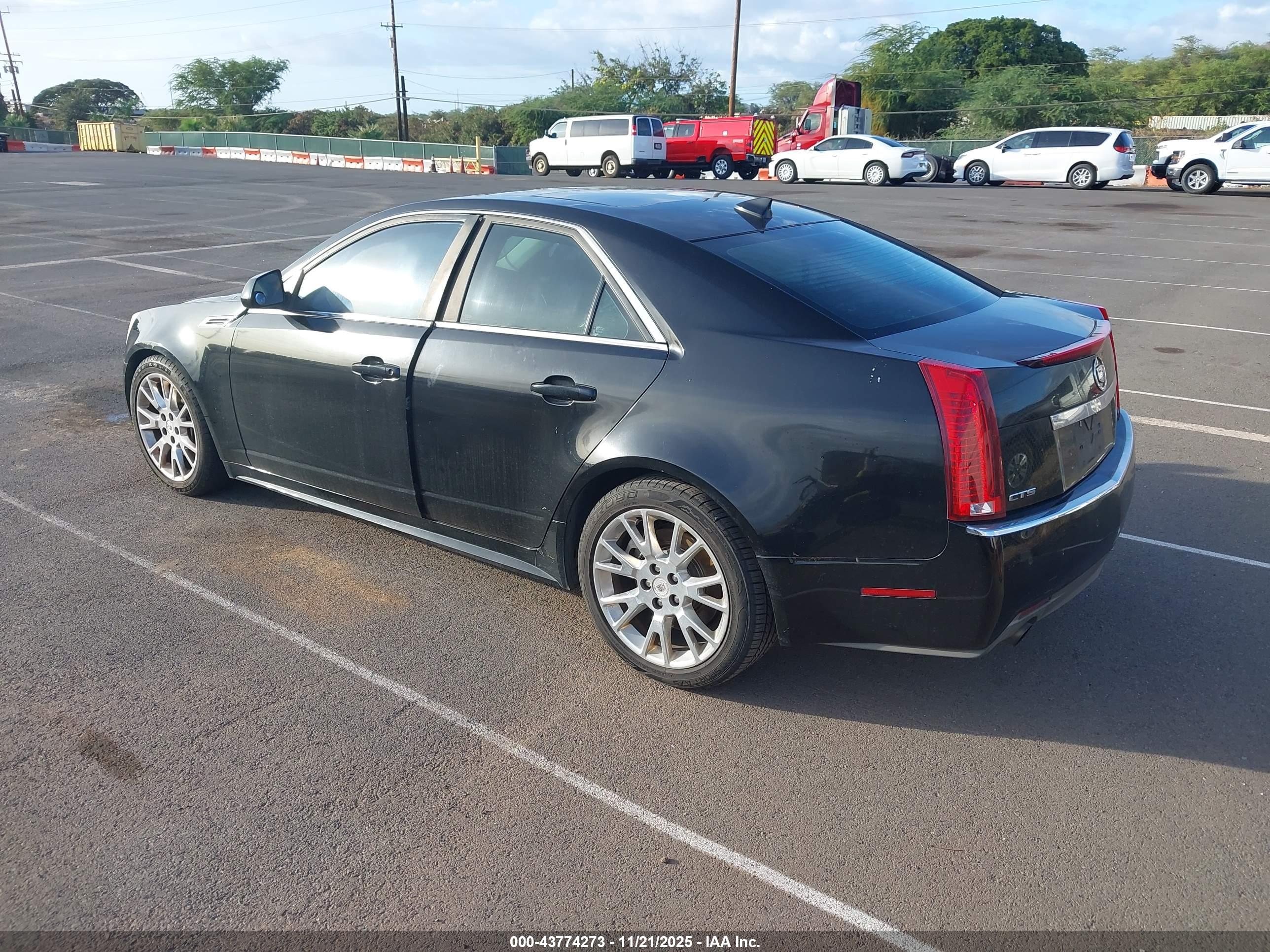 CADILLAC CTS image 3