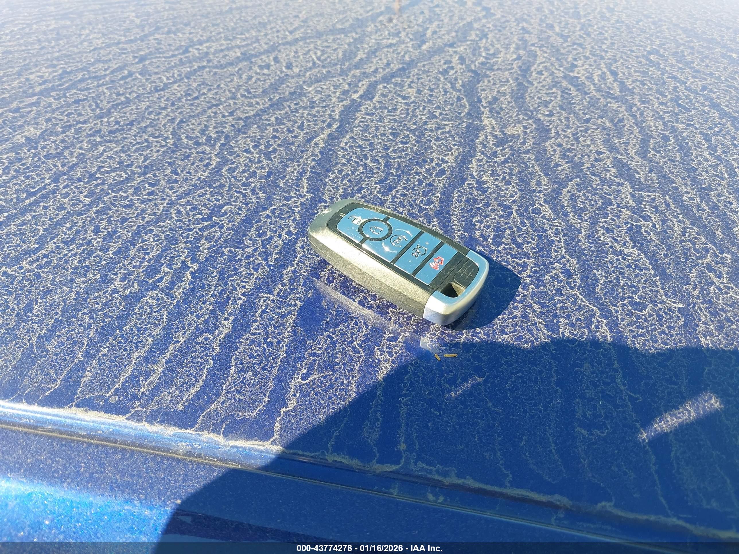 FORD FUSION image 11