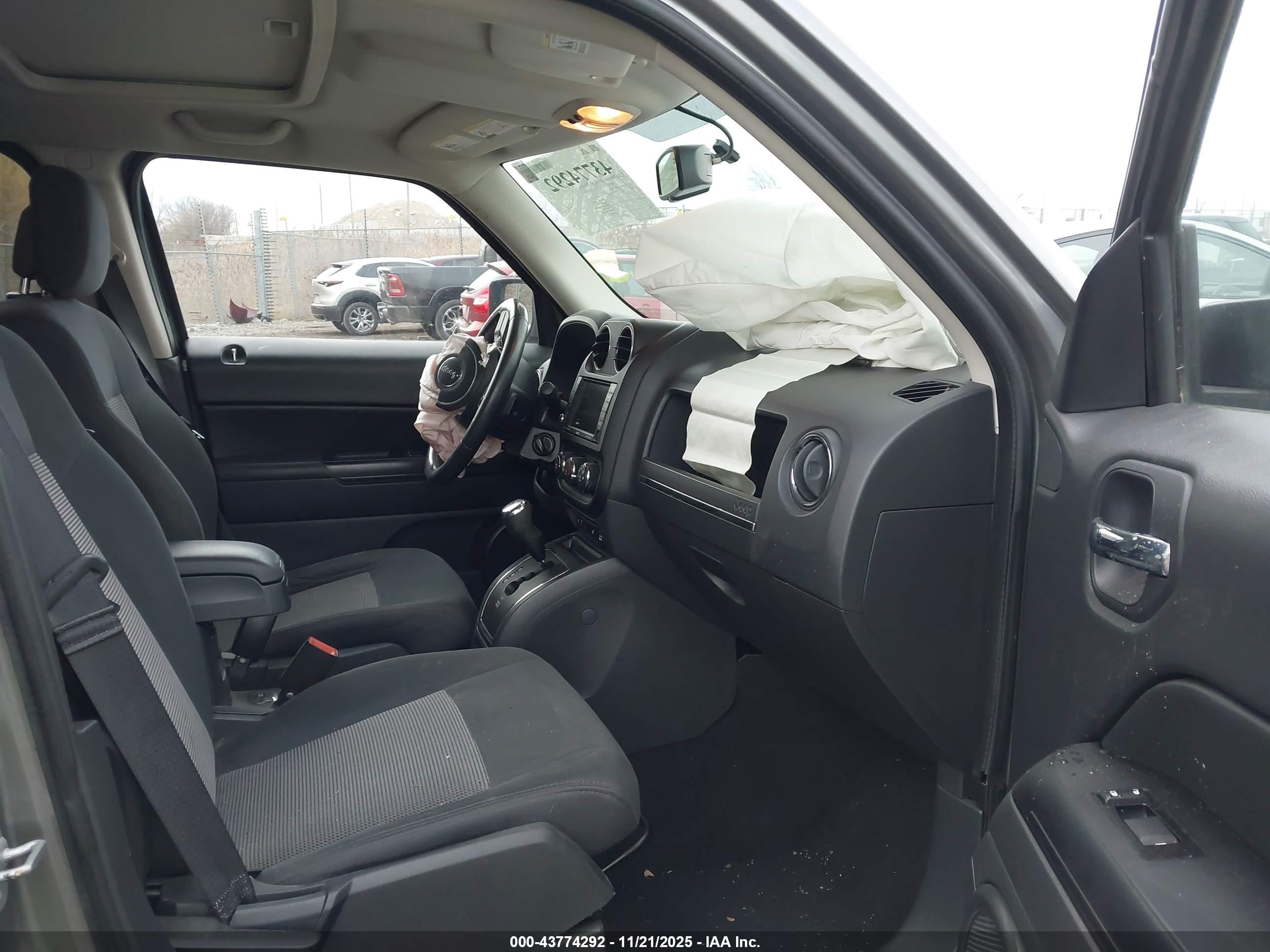 JEEP PATRIOT image 5