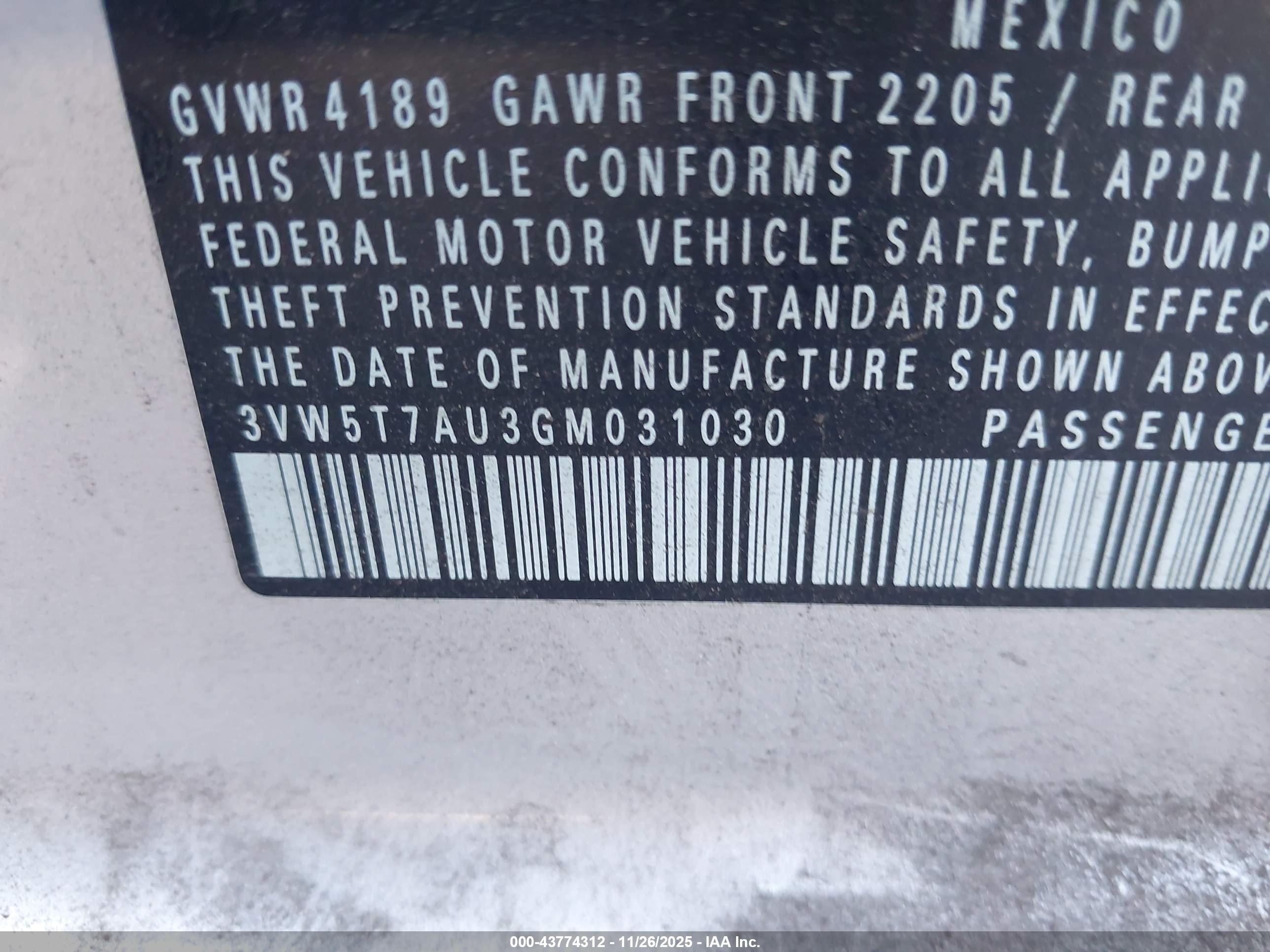 VOLKSWAGEN GOLF image 9