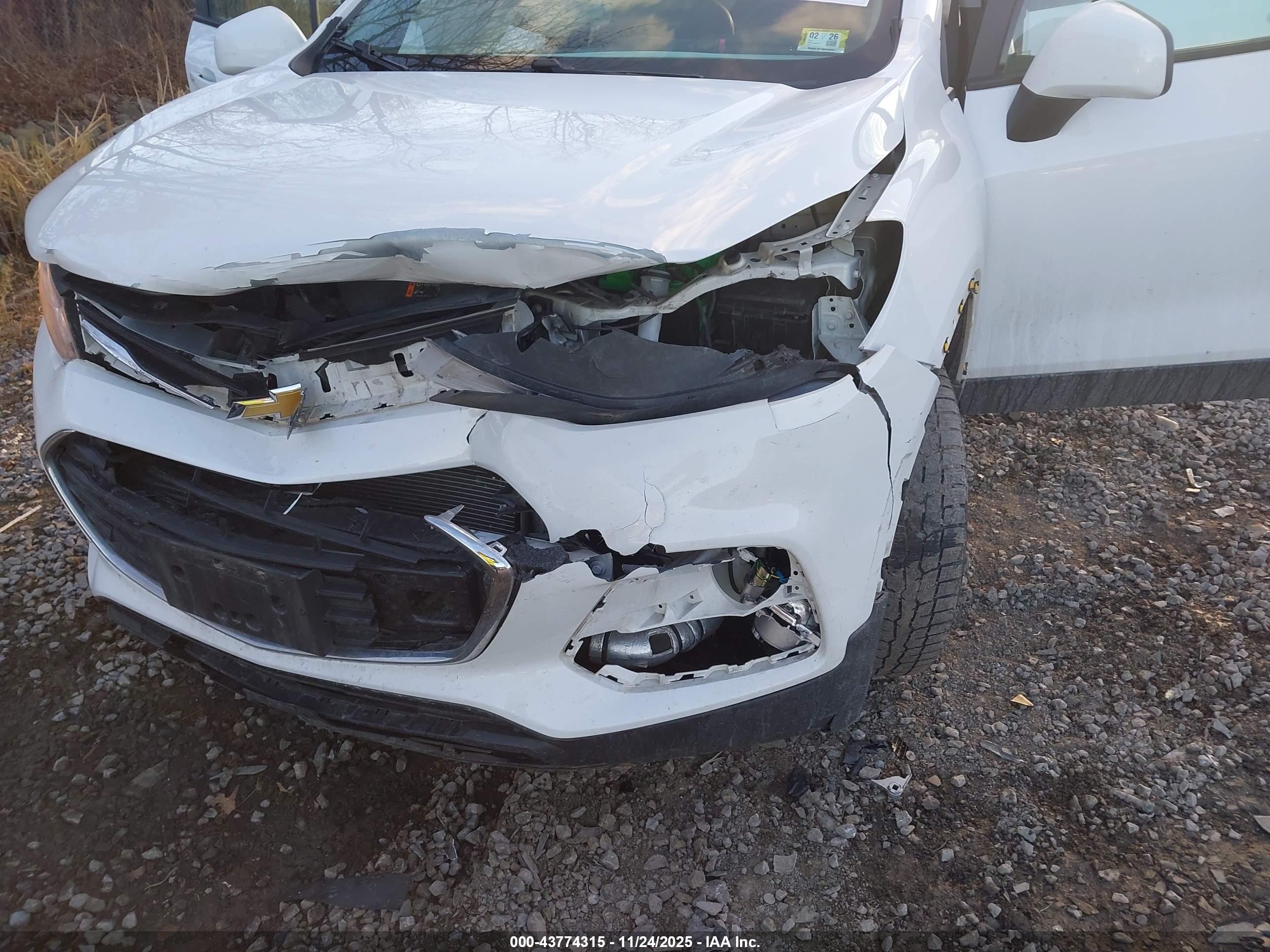 CHEVROLET TRAX image 6