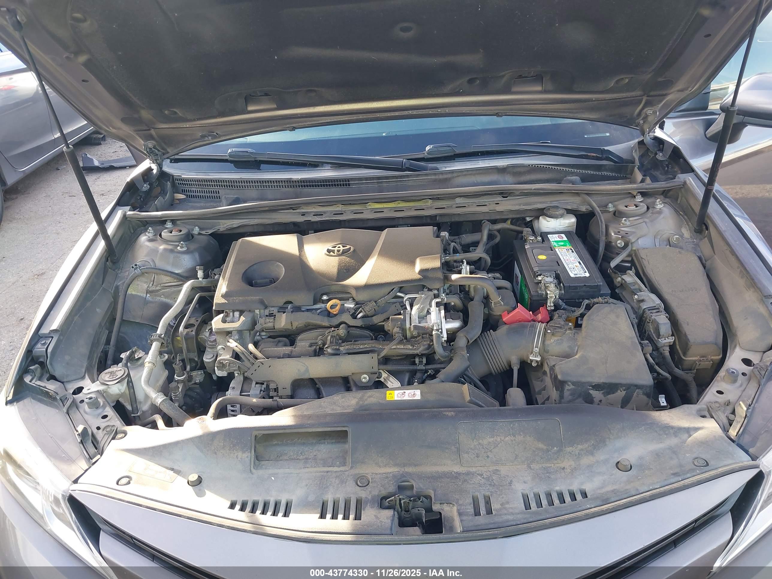 TOYOTA CAMRY image 10