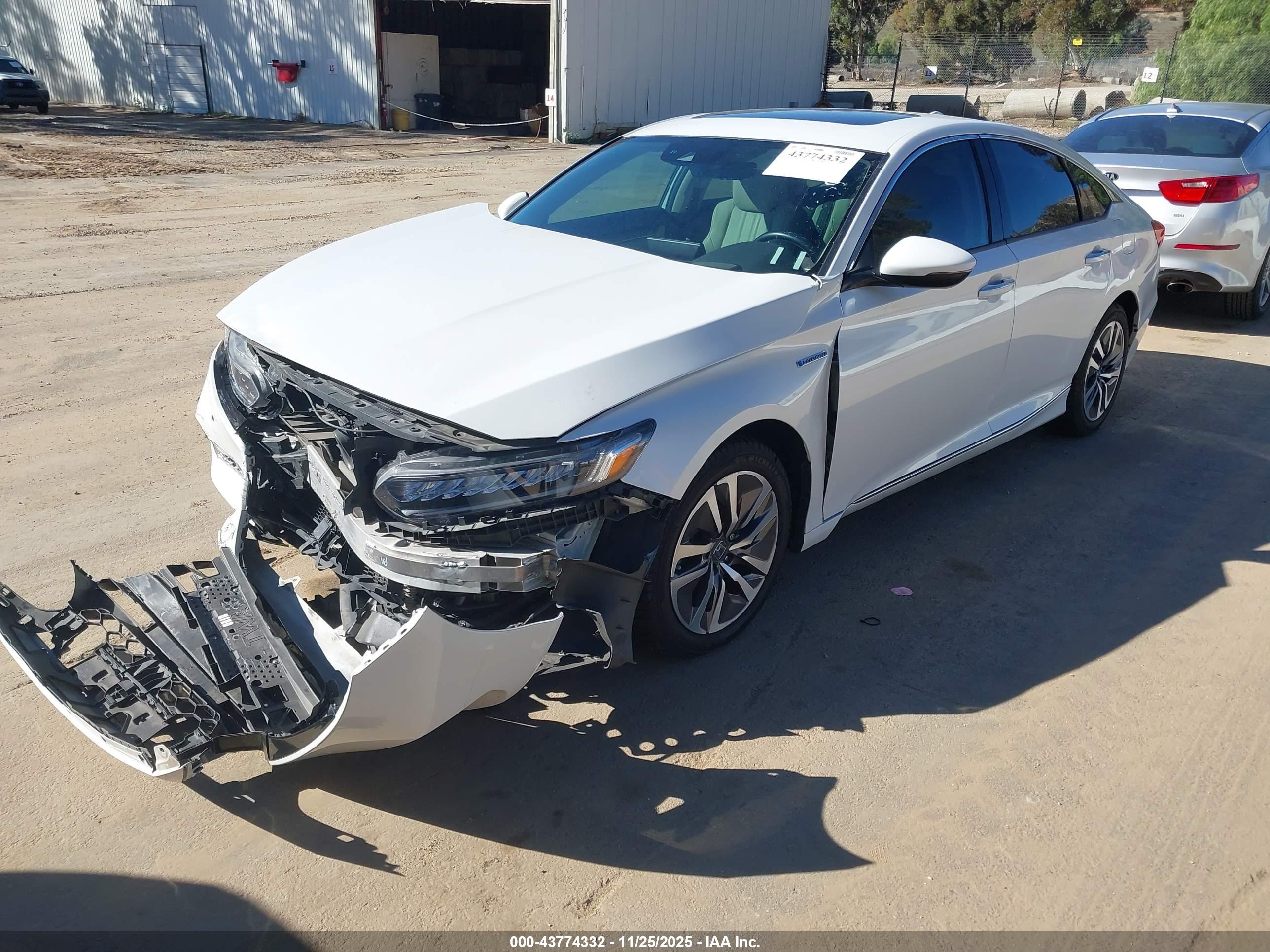 HONDA ACCORD image 2