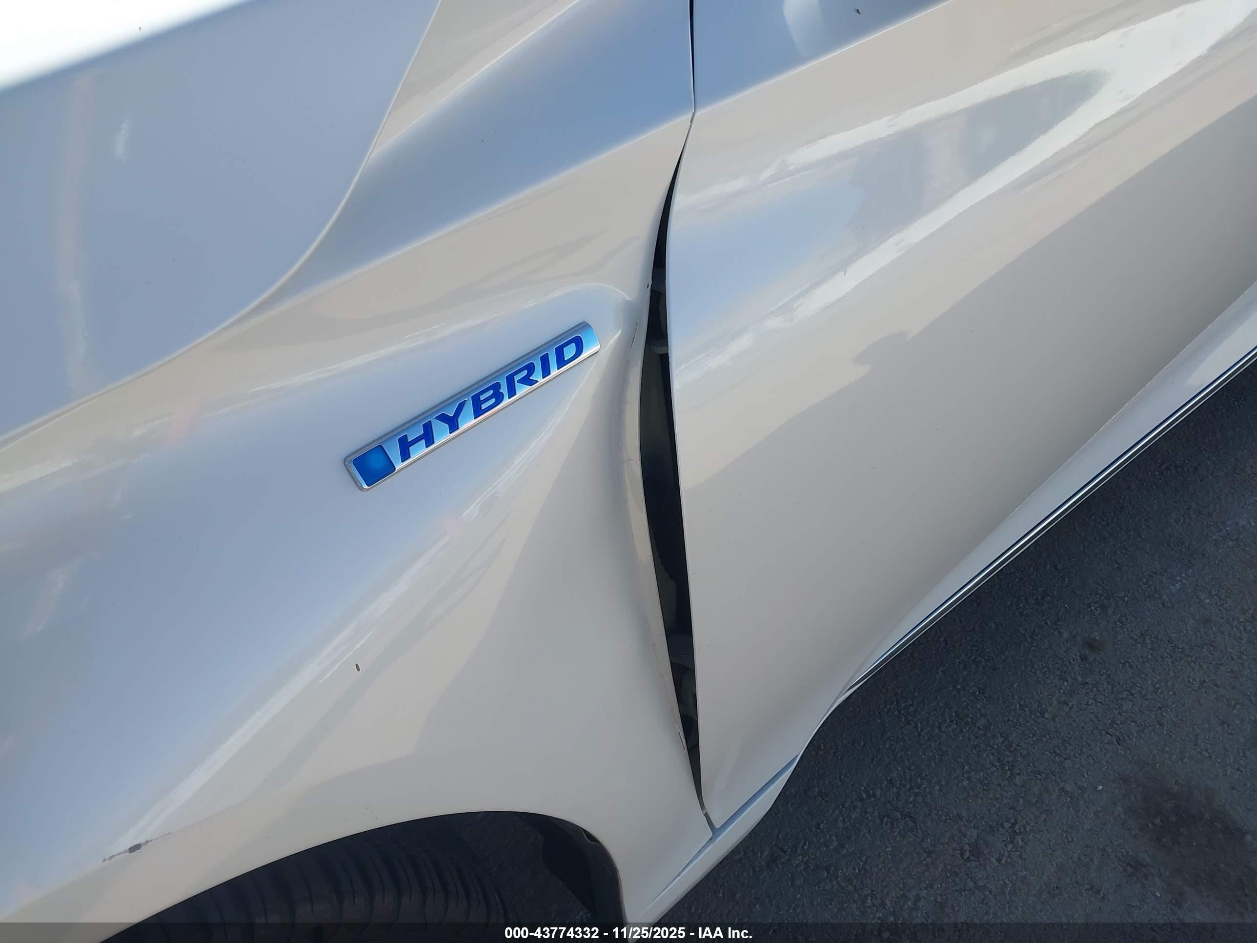 HONDA ACCORD image 6