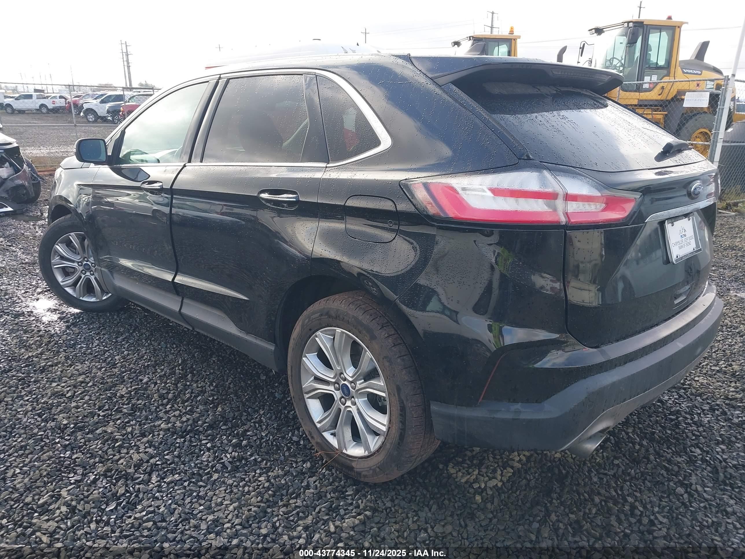 FORD EDGE image 3