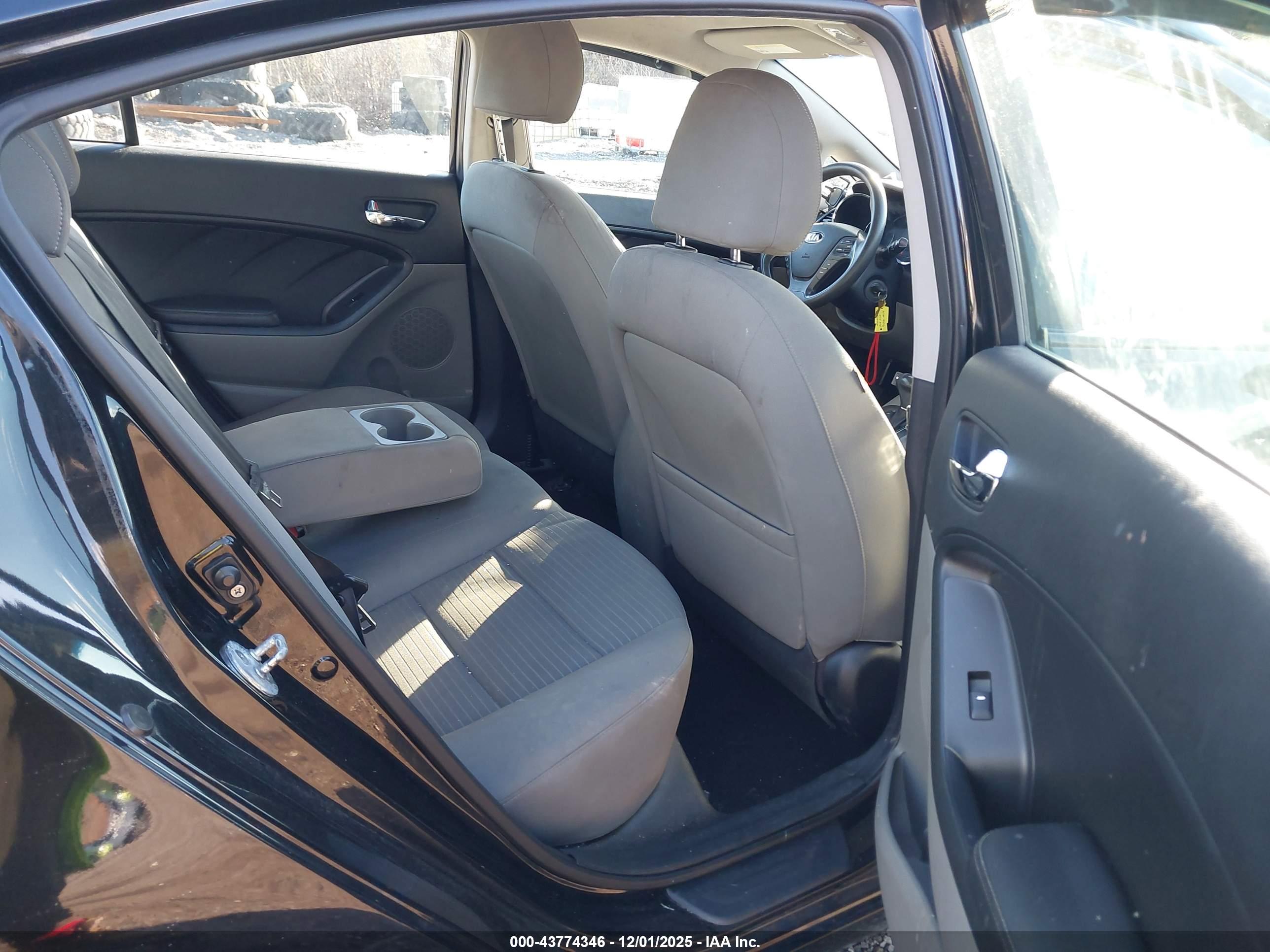 KIA FORTE image 8