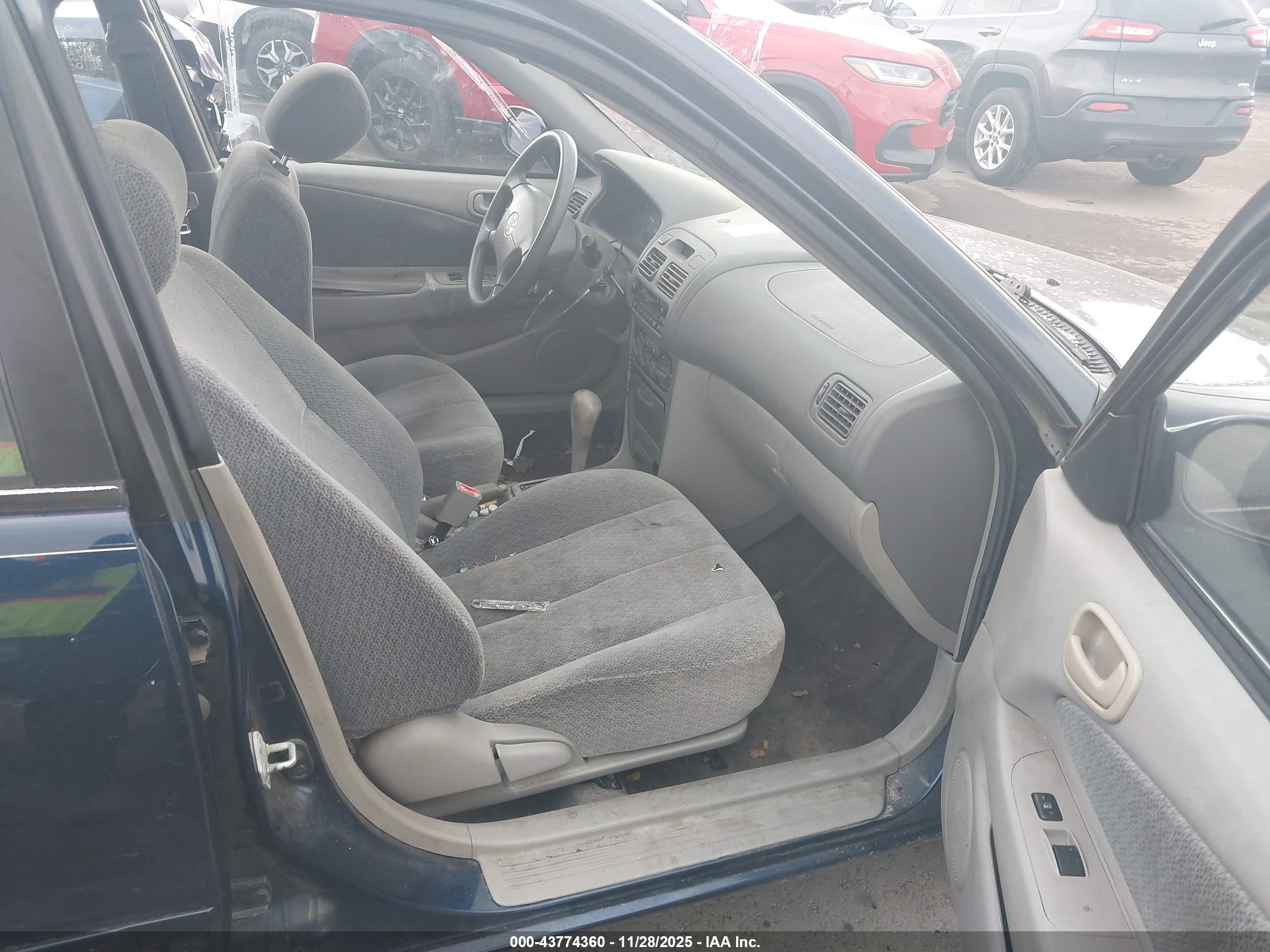 TOYOTA COROLLA image 5