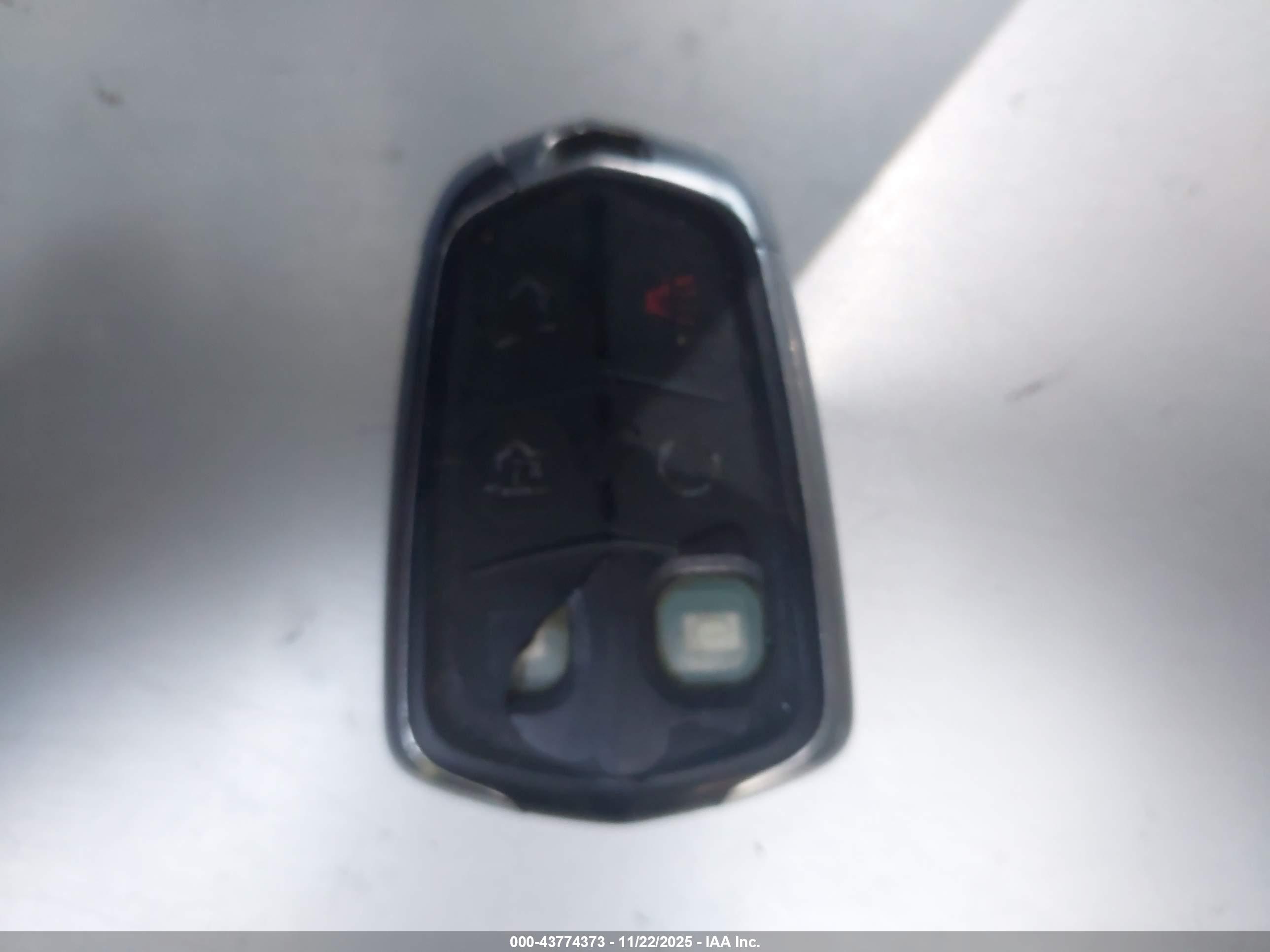 CADILLAC ESCALADE image 11