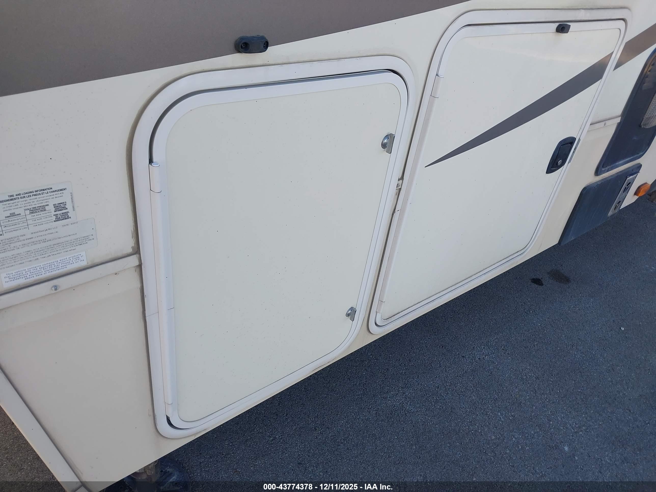 GRAND DESIGN image 10