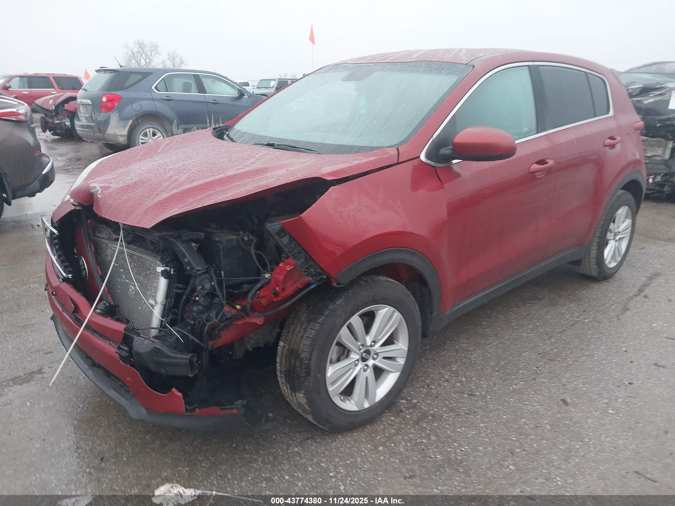 KIA SPORTAGE image 2