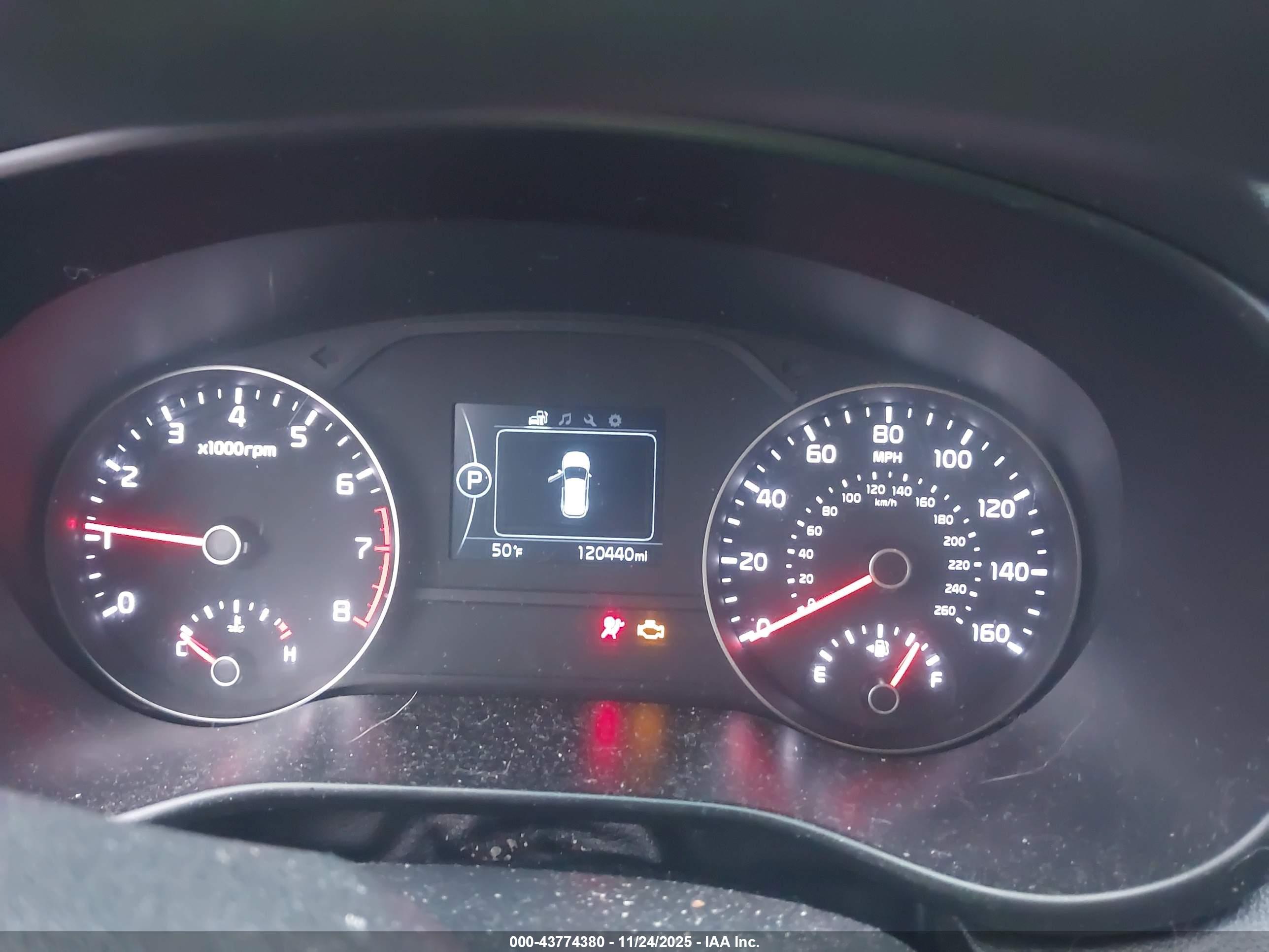 KIA SPORTAGE image 7