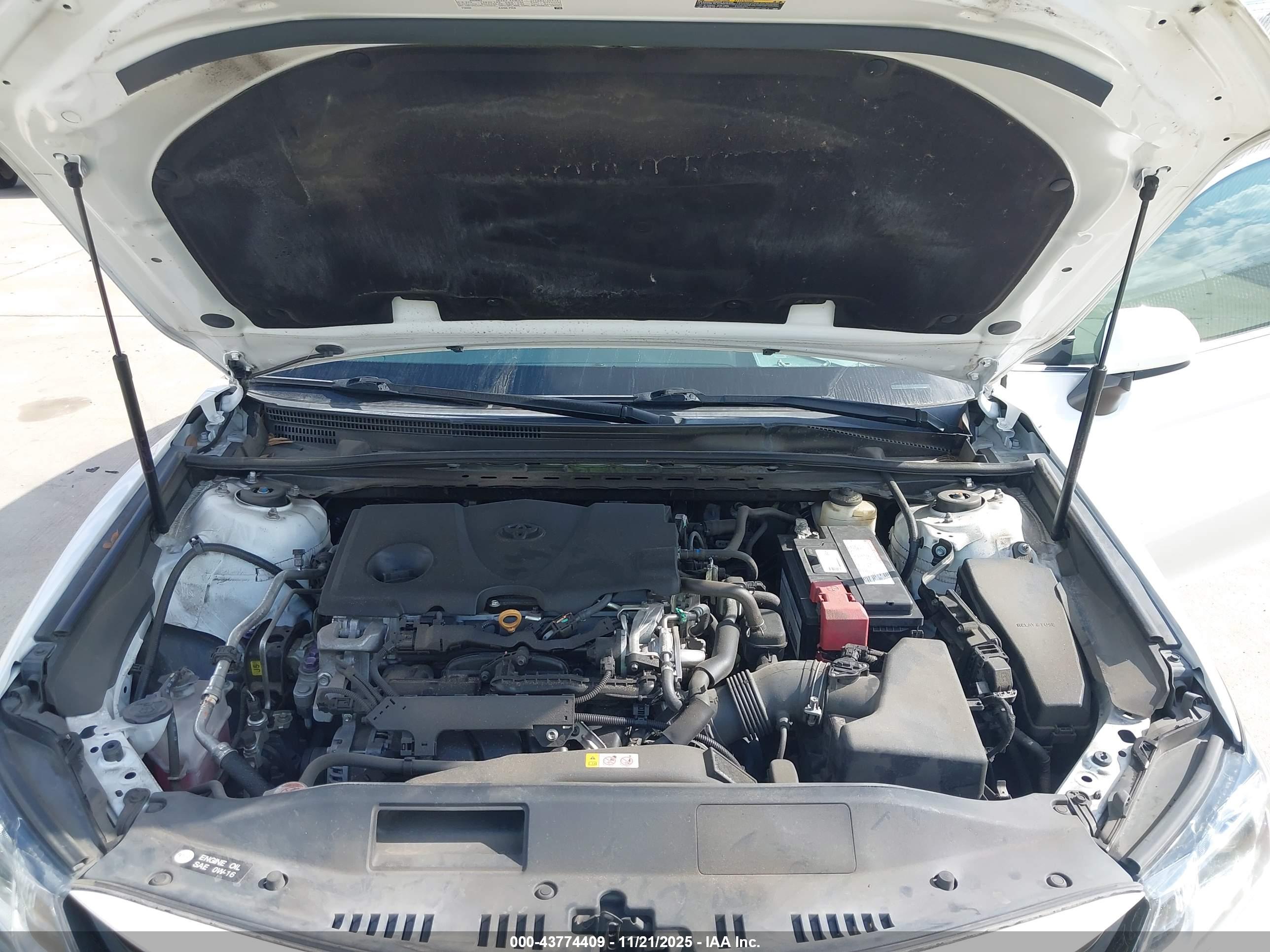 TOYOTA CAMRY image 10