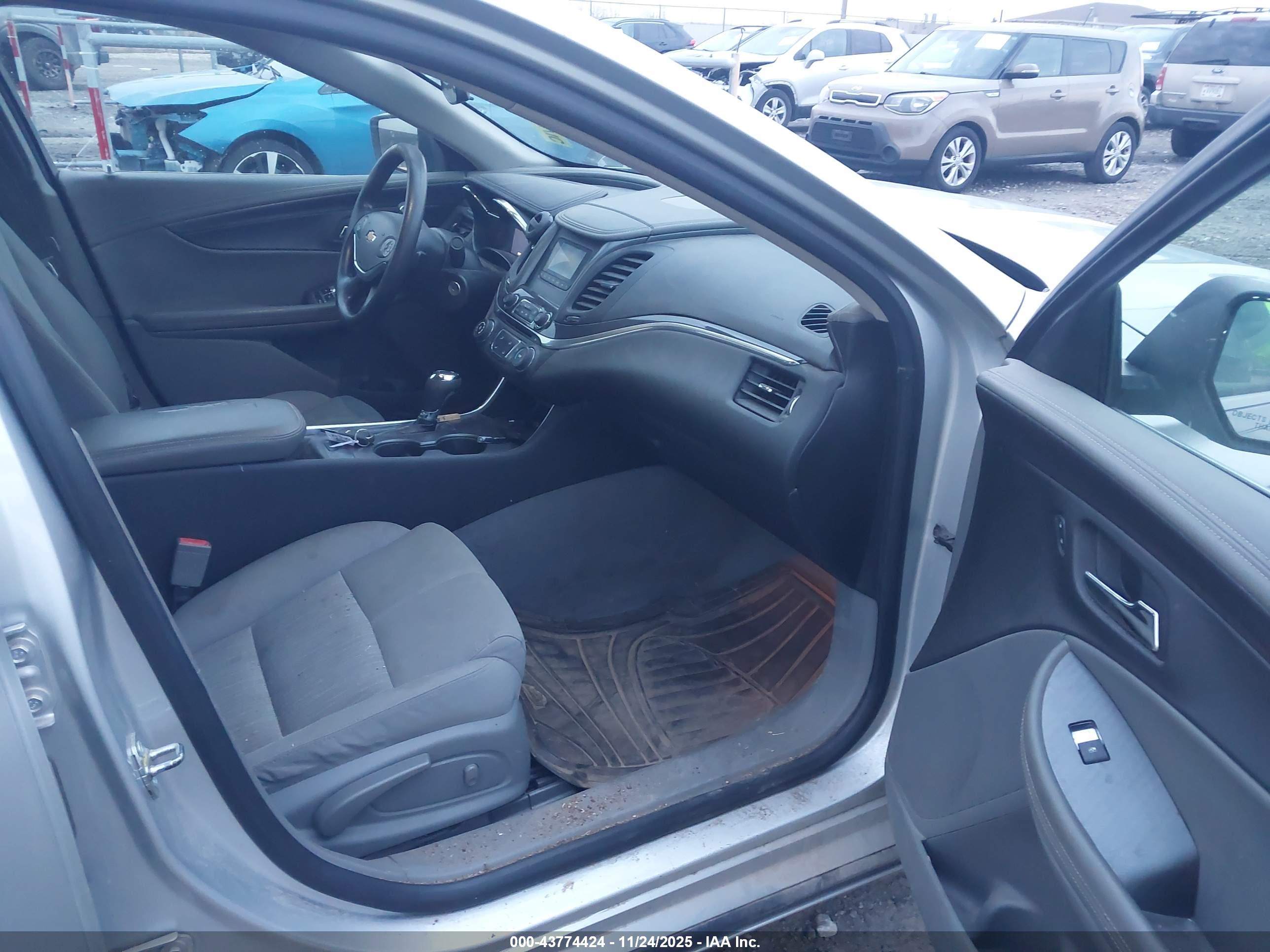 CHEVROLET IMPALA image 5