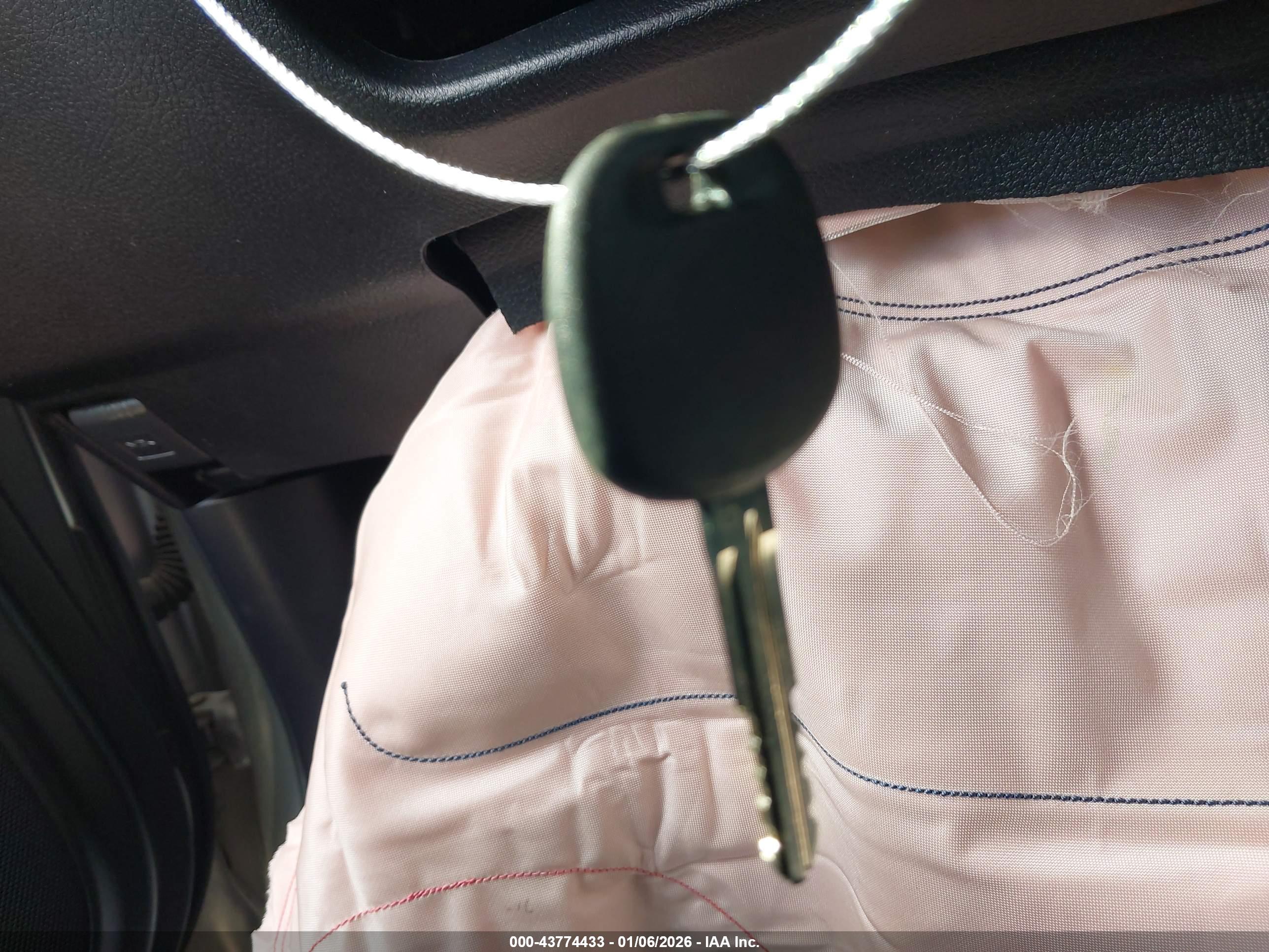 TOYOTA 4RUNNER image 11