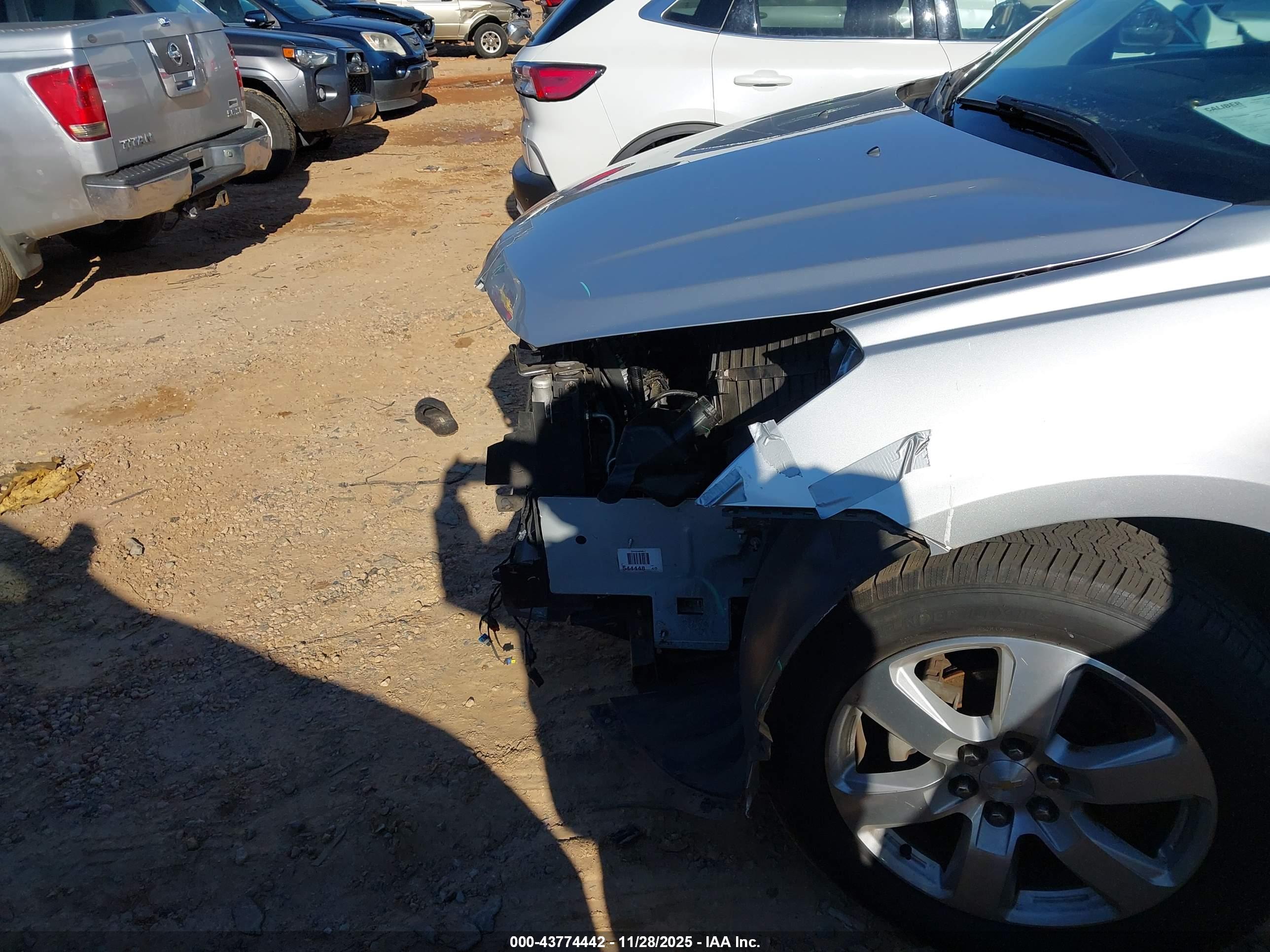 CHEVROLET TRAVERSE image 6