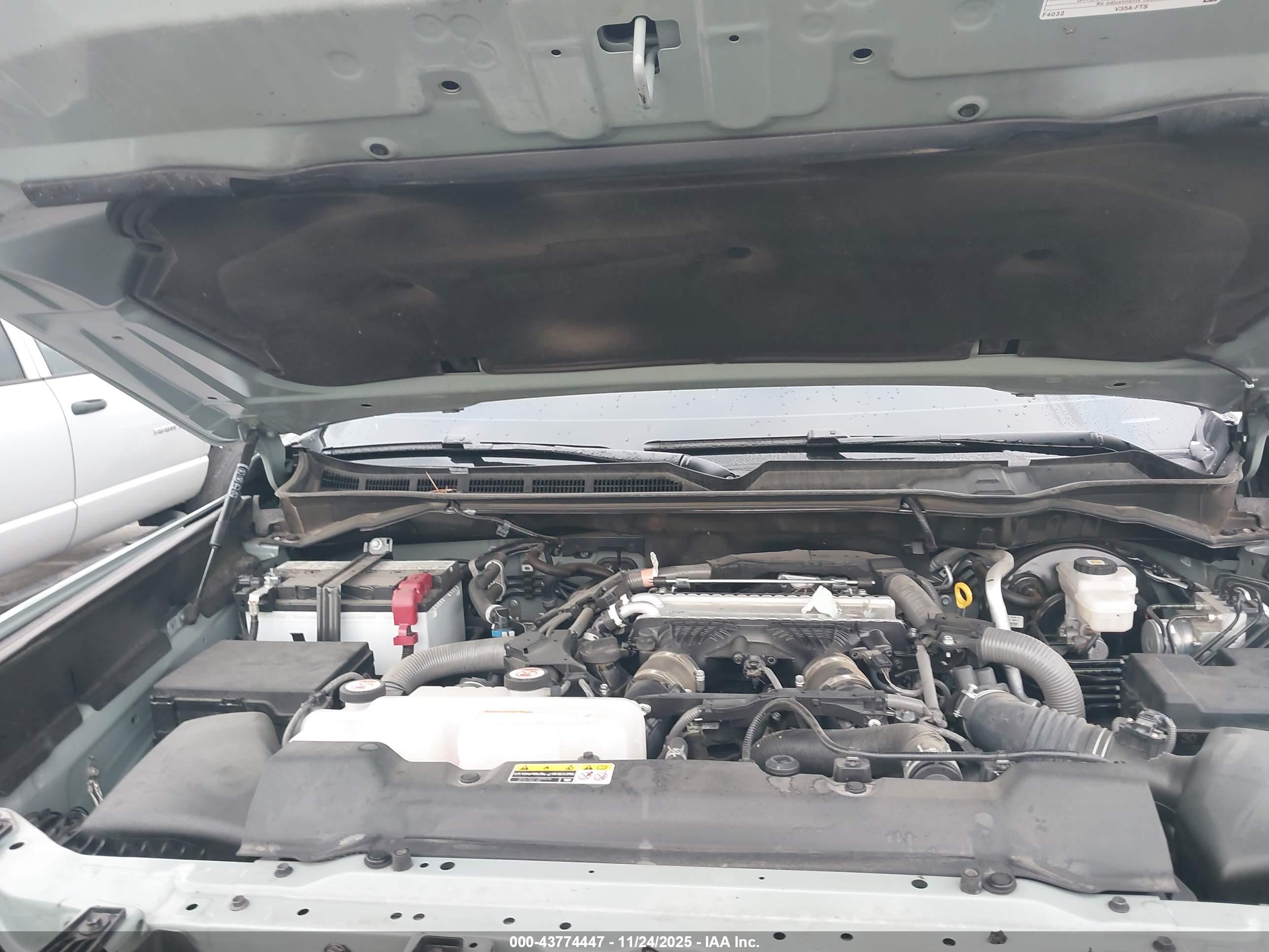 TOYOTA TUNDRA image 10