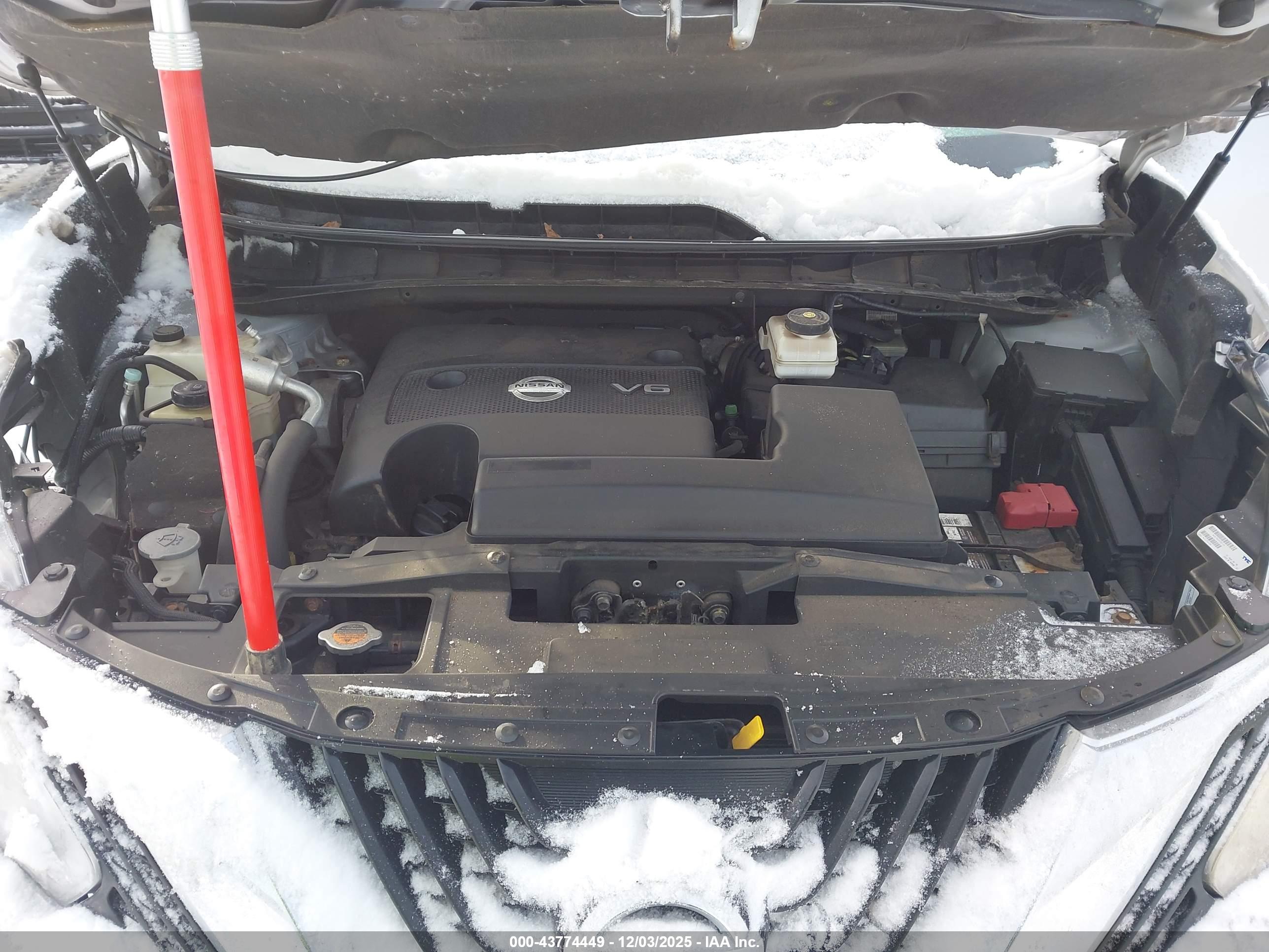 NISSAN MURANO image 10