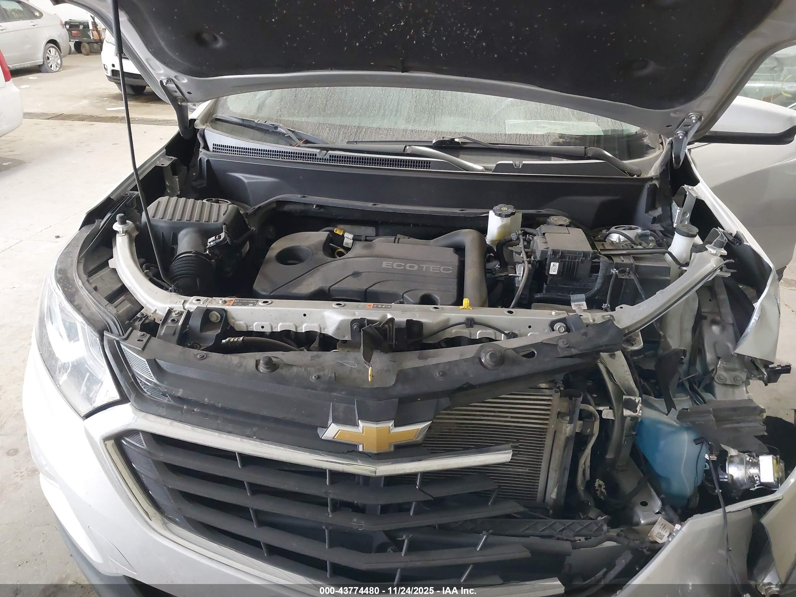 CHEVROLET EQUINOX image 10