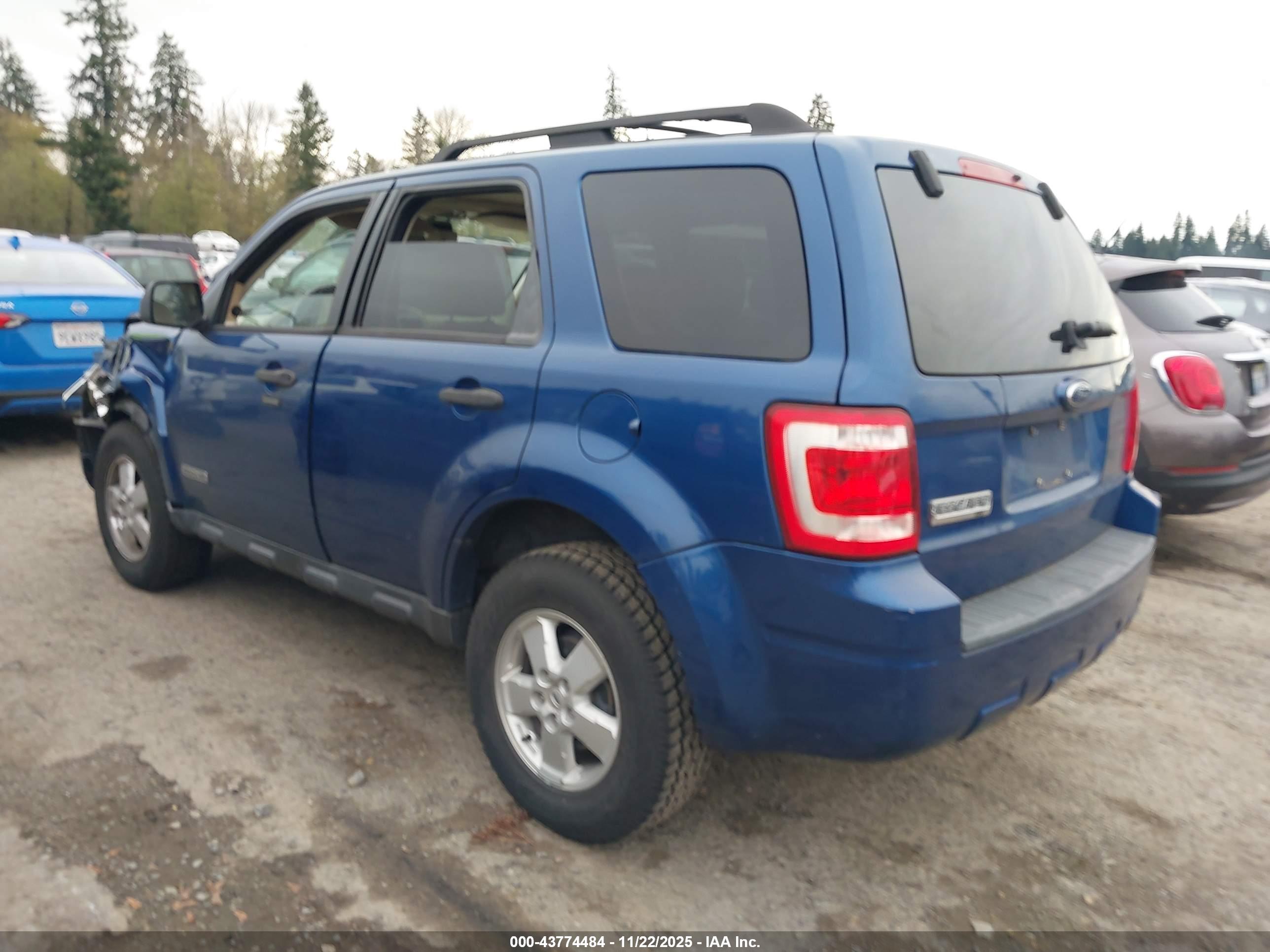 FORD ESCAPE image 3