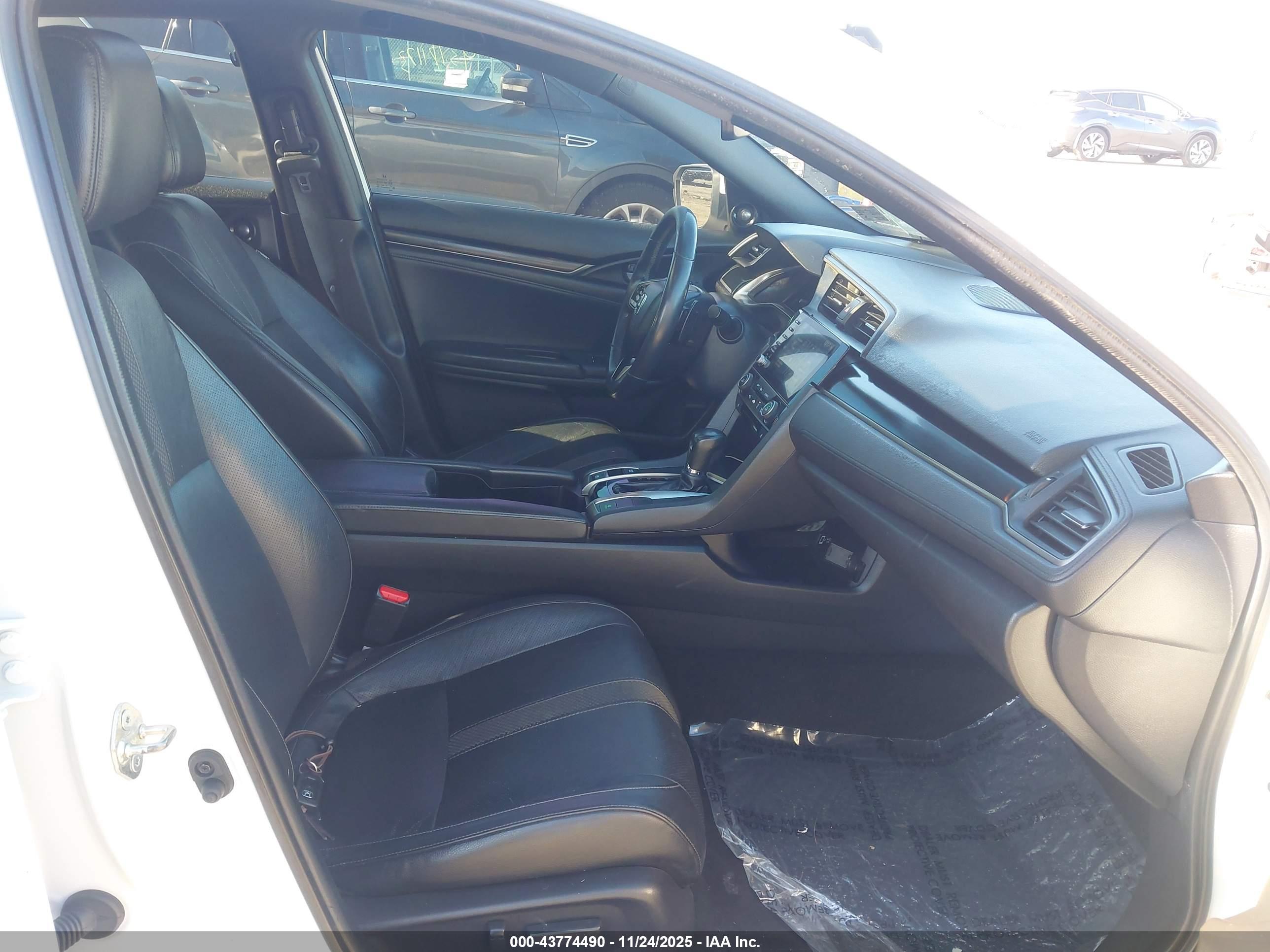 HONDA CIVIC image 5