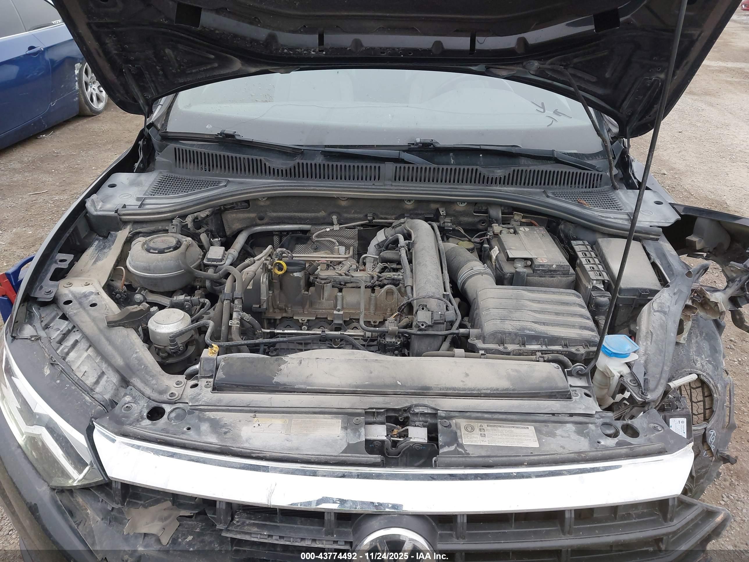VOLKSWAGEN JETTA image 10