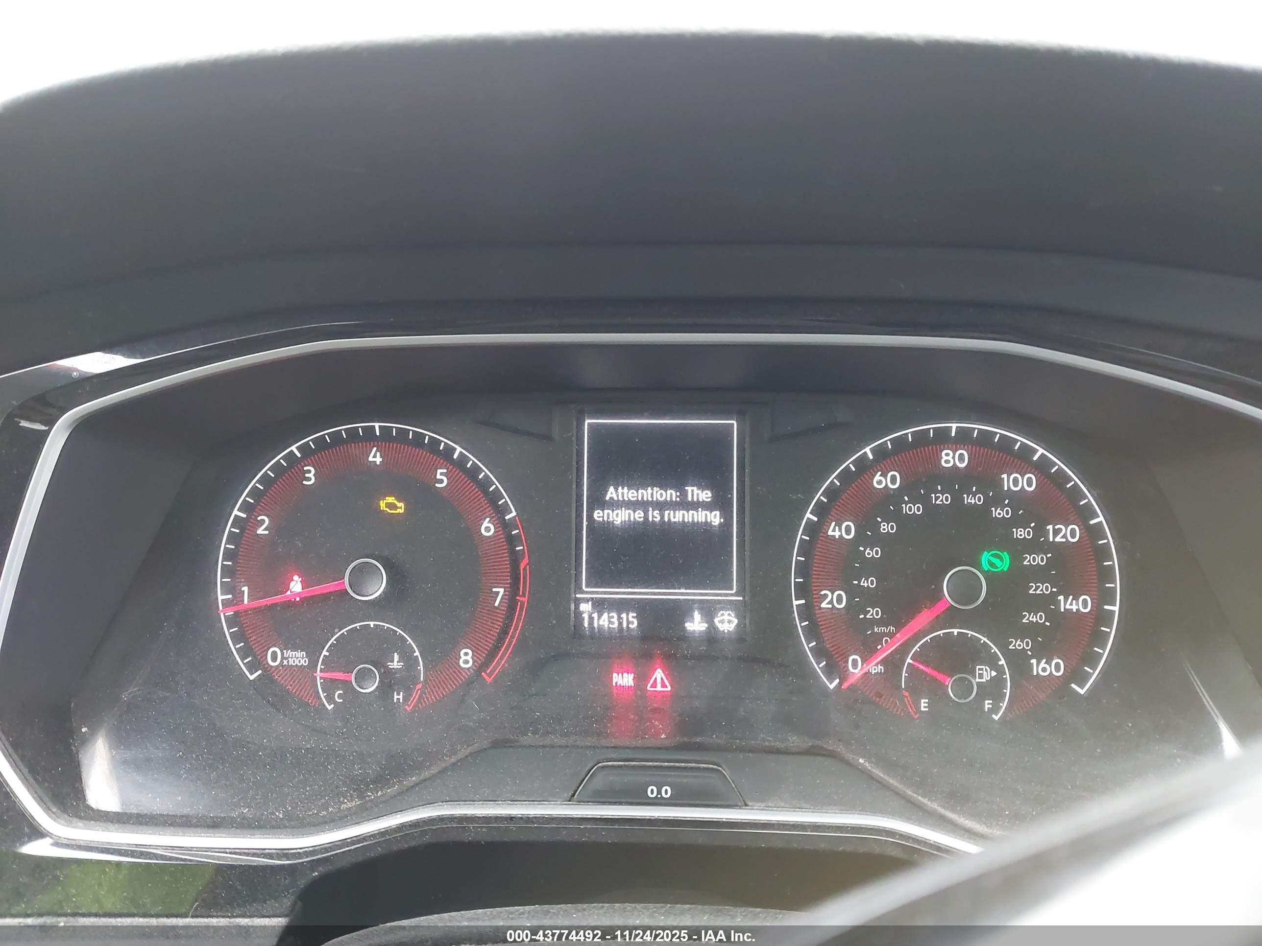 VOLKSWAGEN JETTA image 7