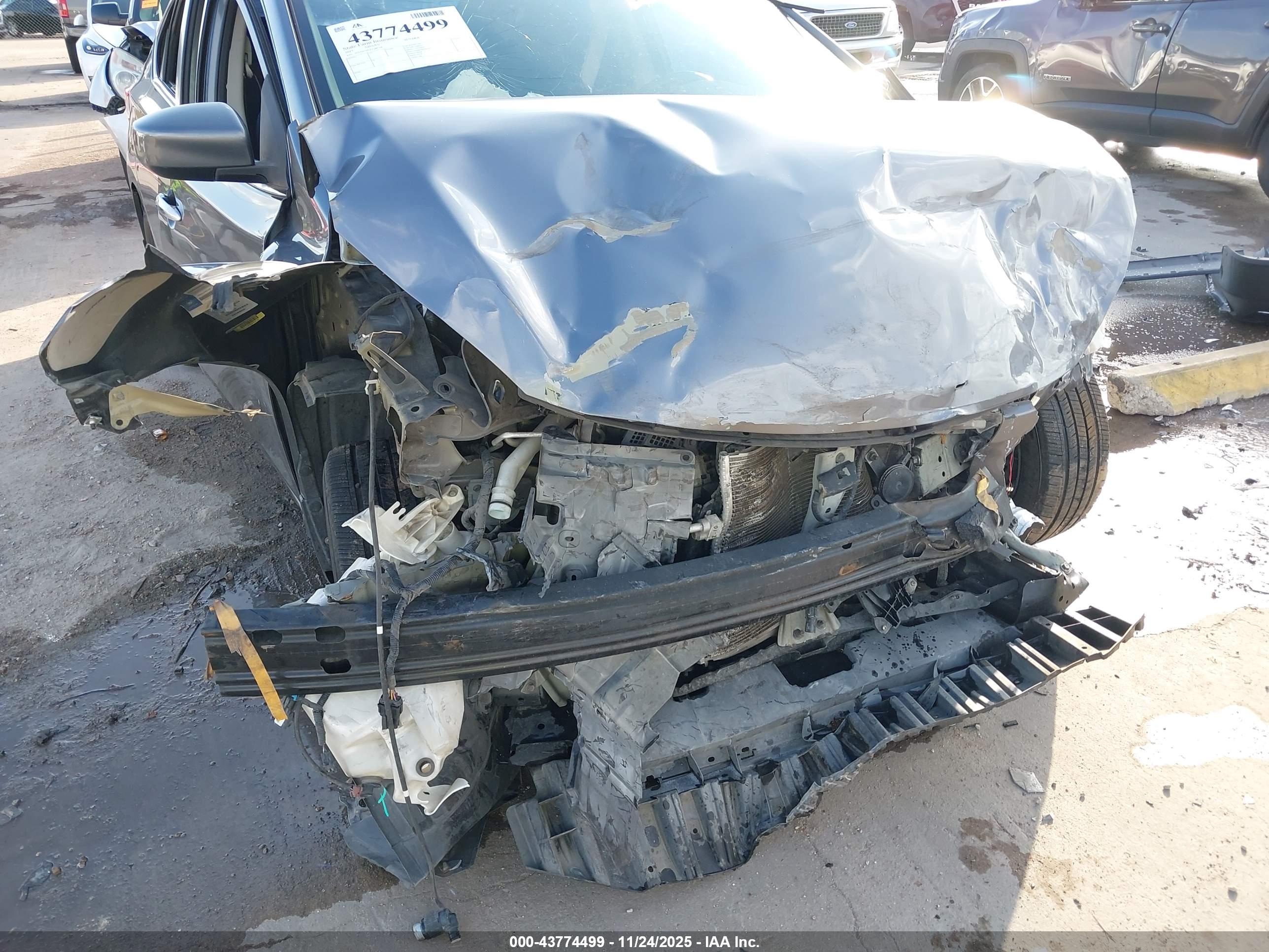 NISSAN SENTRA image 6