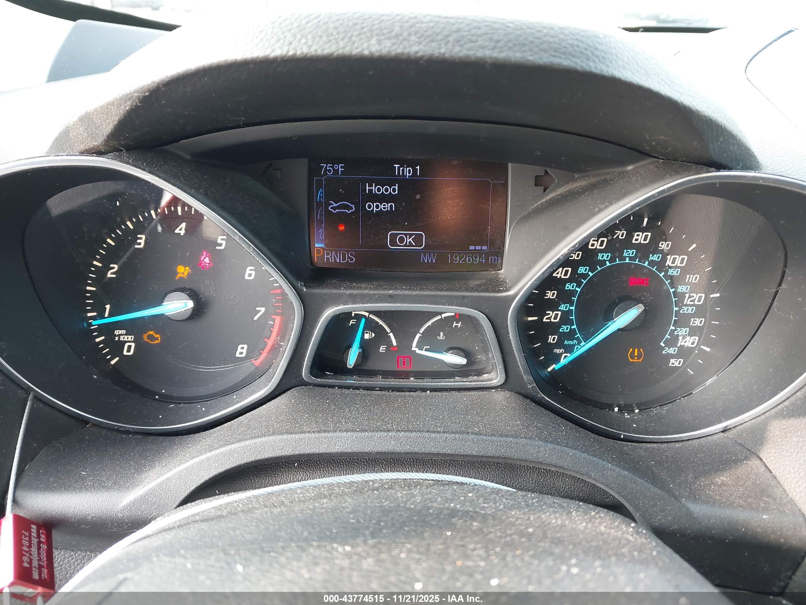 FORD ESCAPE image 7