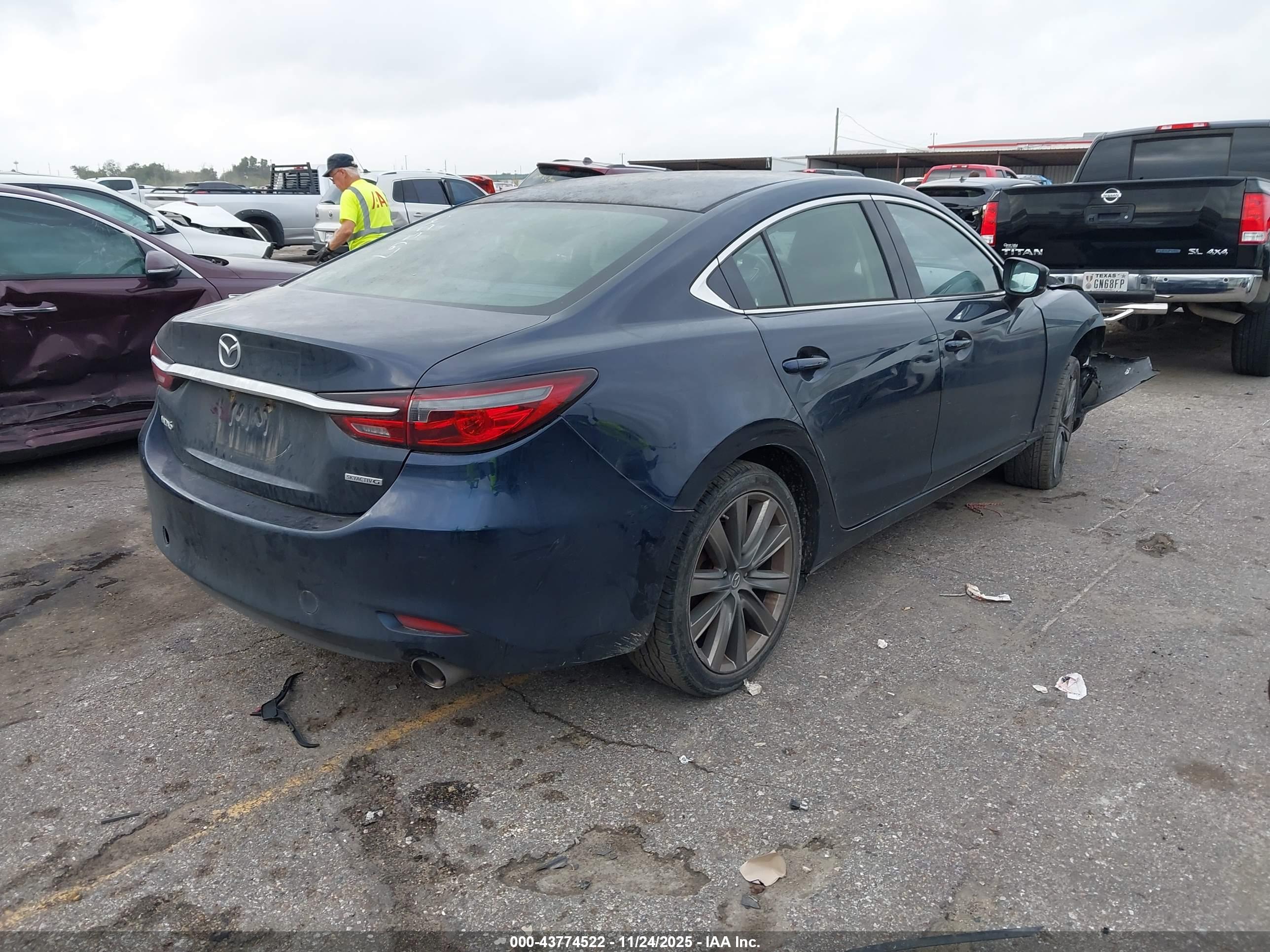 MAZDA MAZDA6 image 4