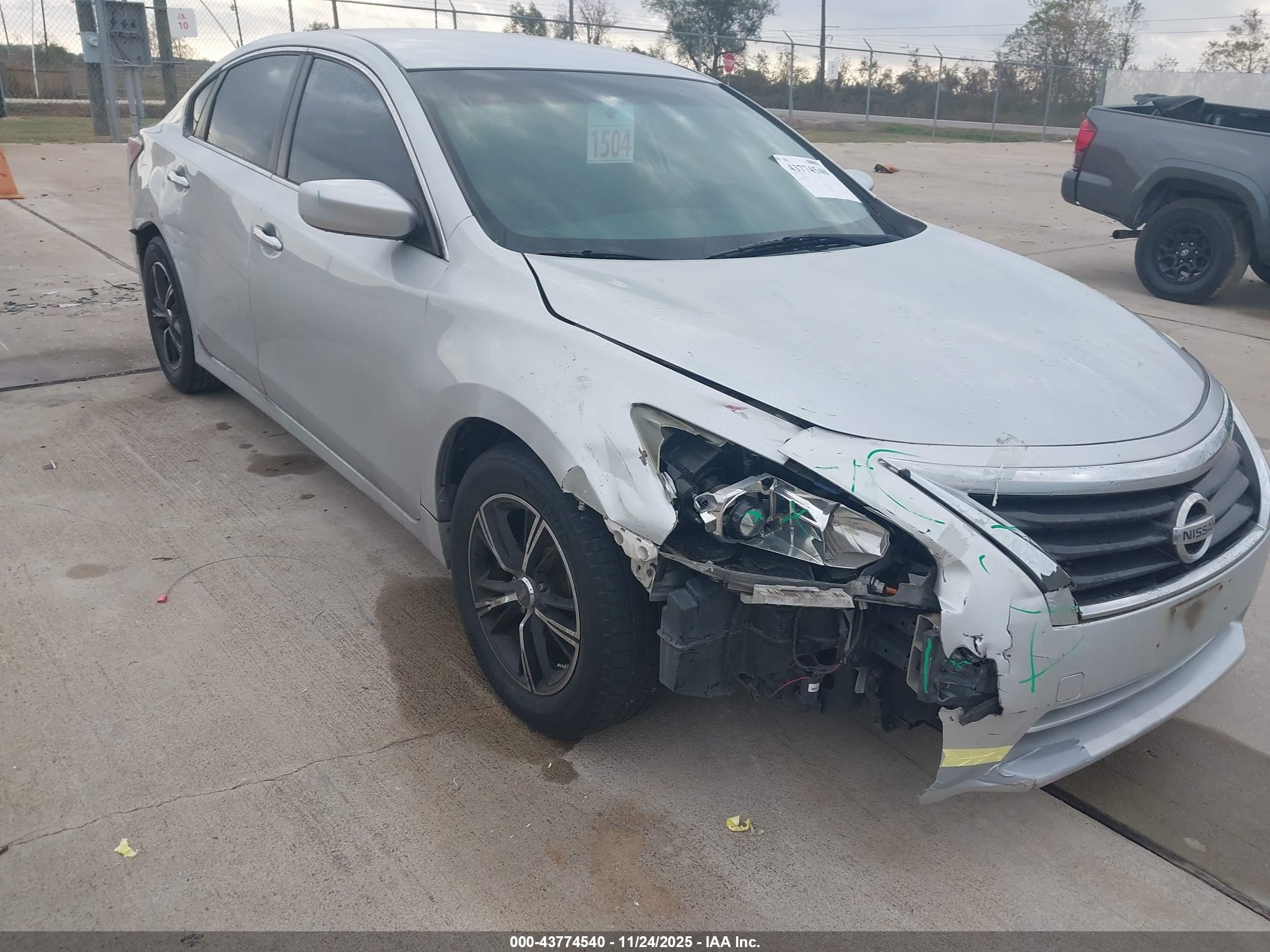 NISSAN ALTIMA image 6