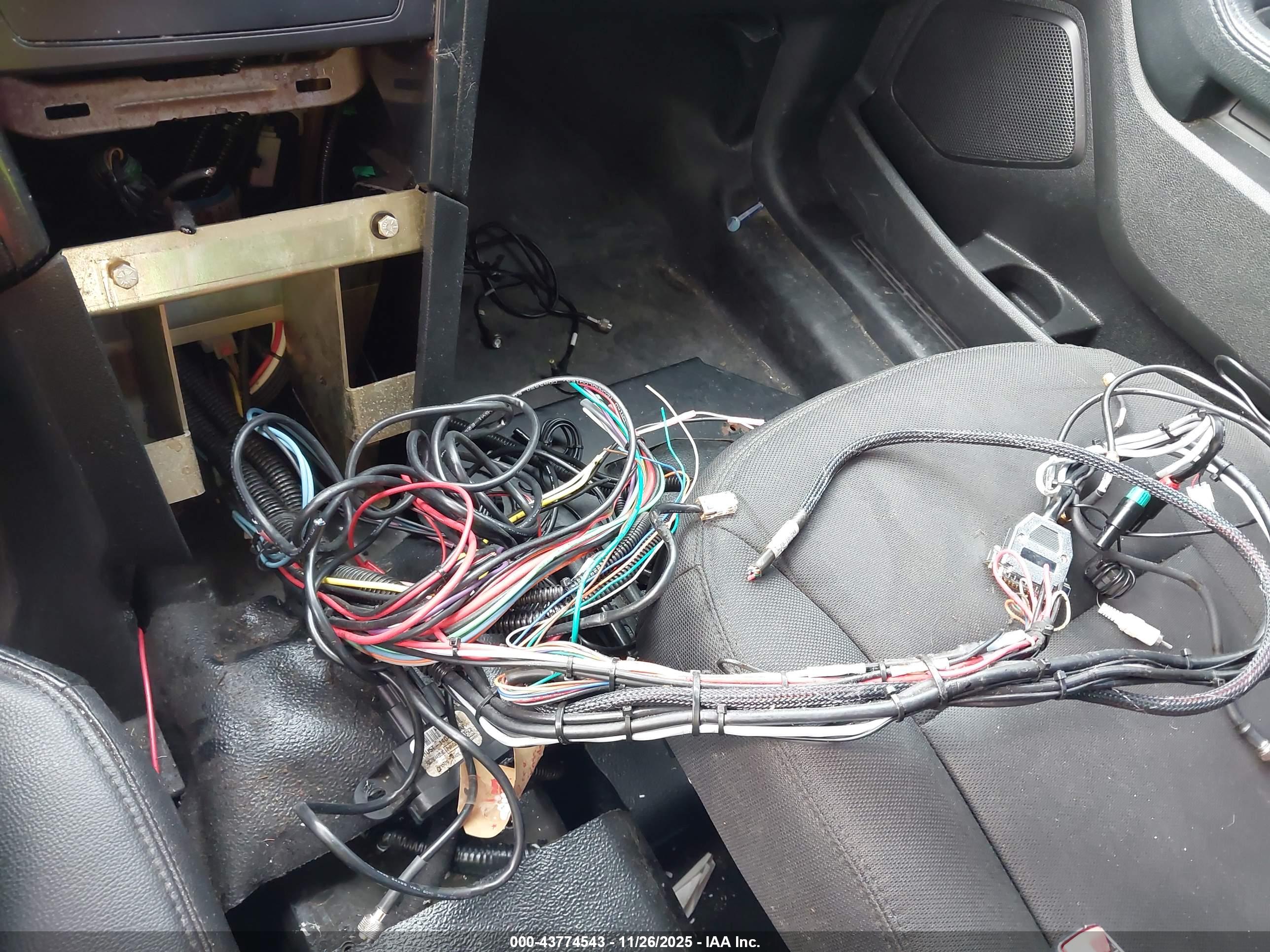 FORD POLICE image 6