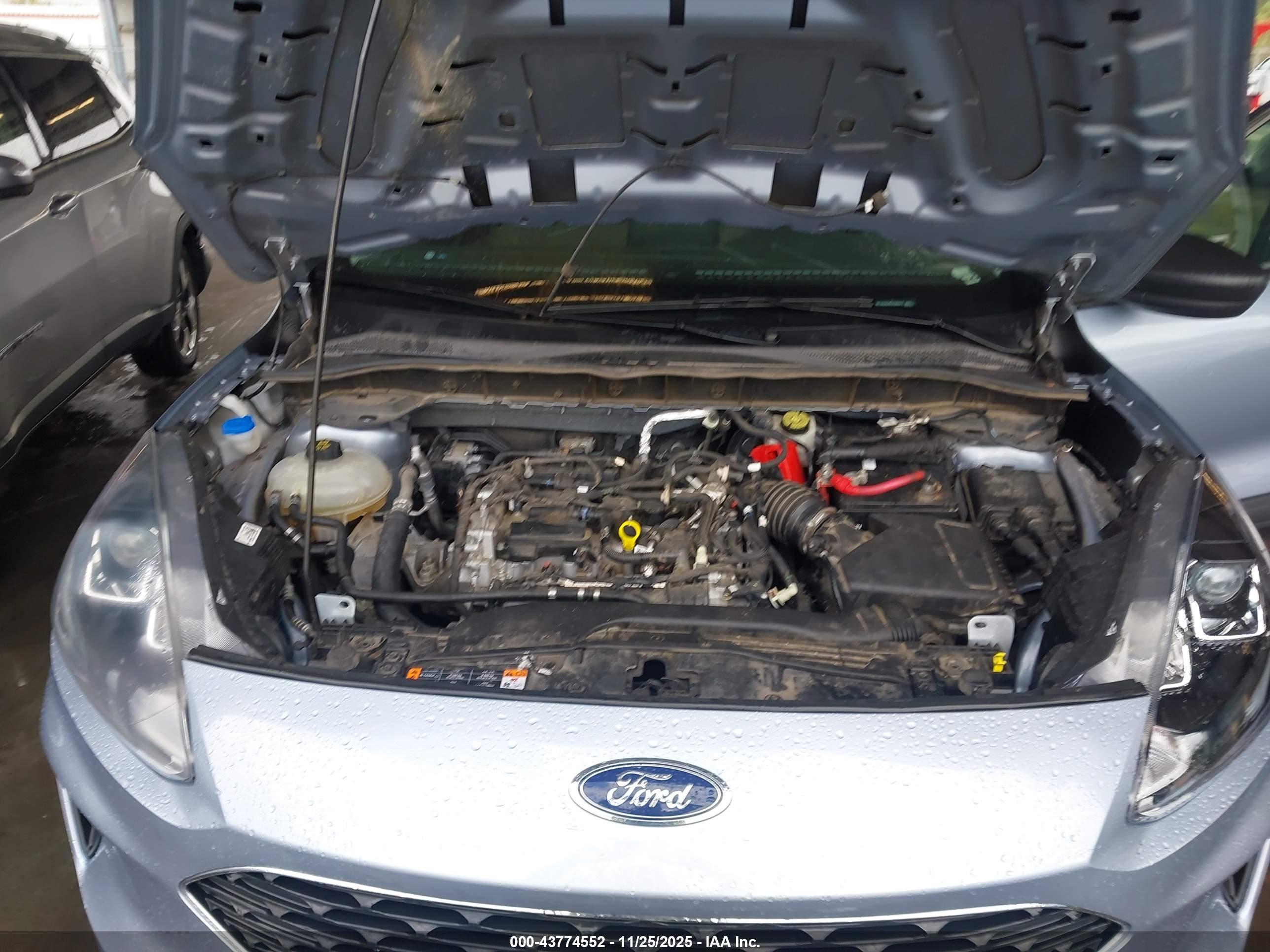 FORD ESCAPE image 10