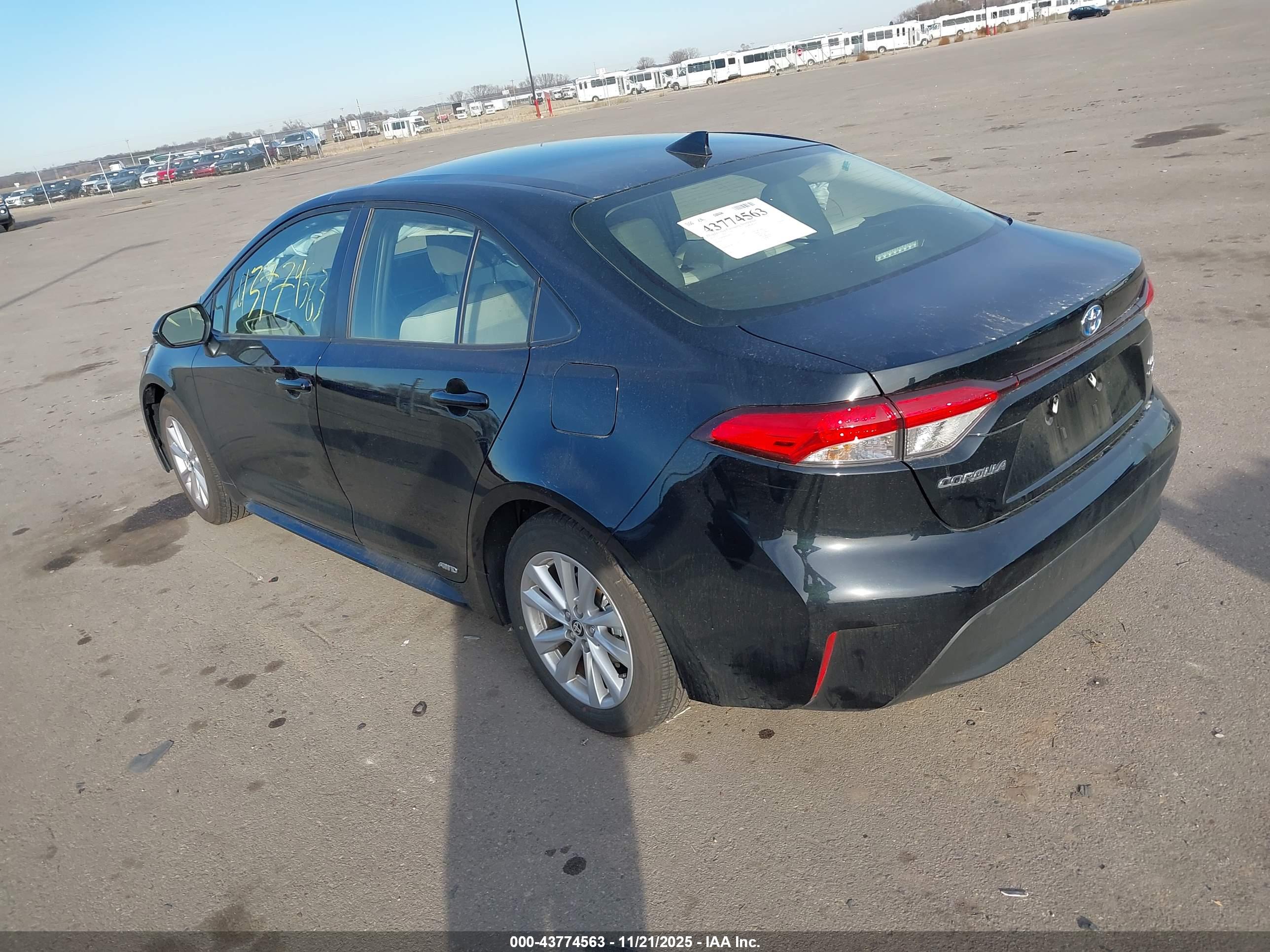 TOYOTA COROLLA image 3