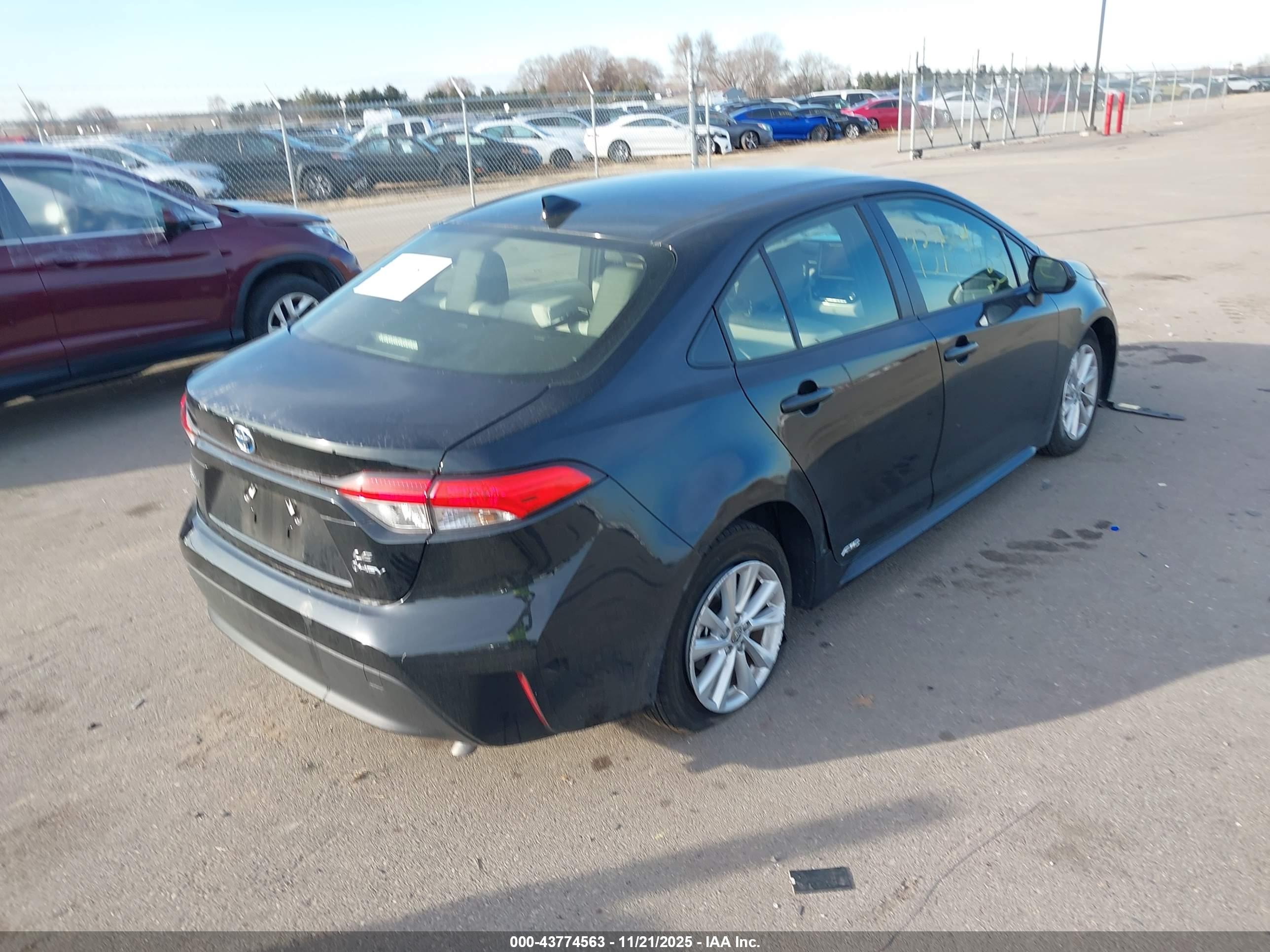 TOYOTA COROLLA image 4