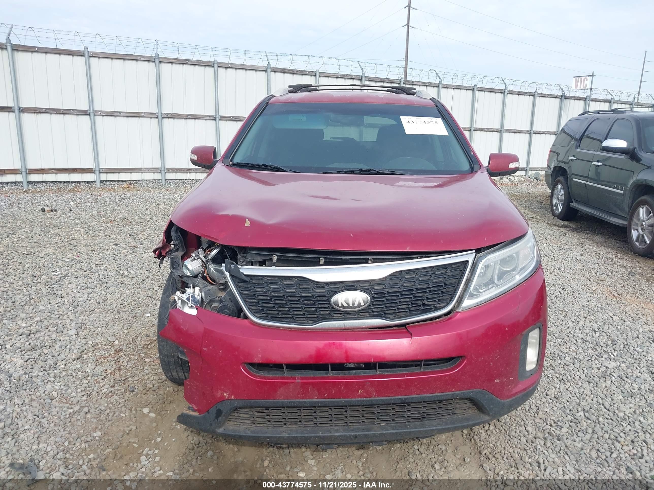 KIA SORENTO image 6