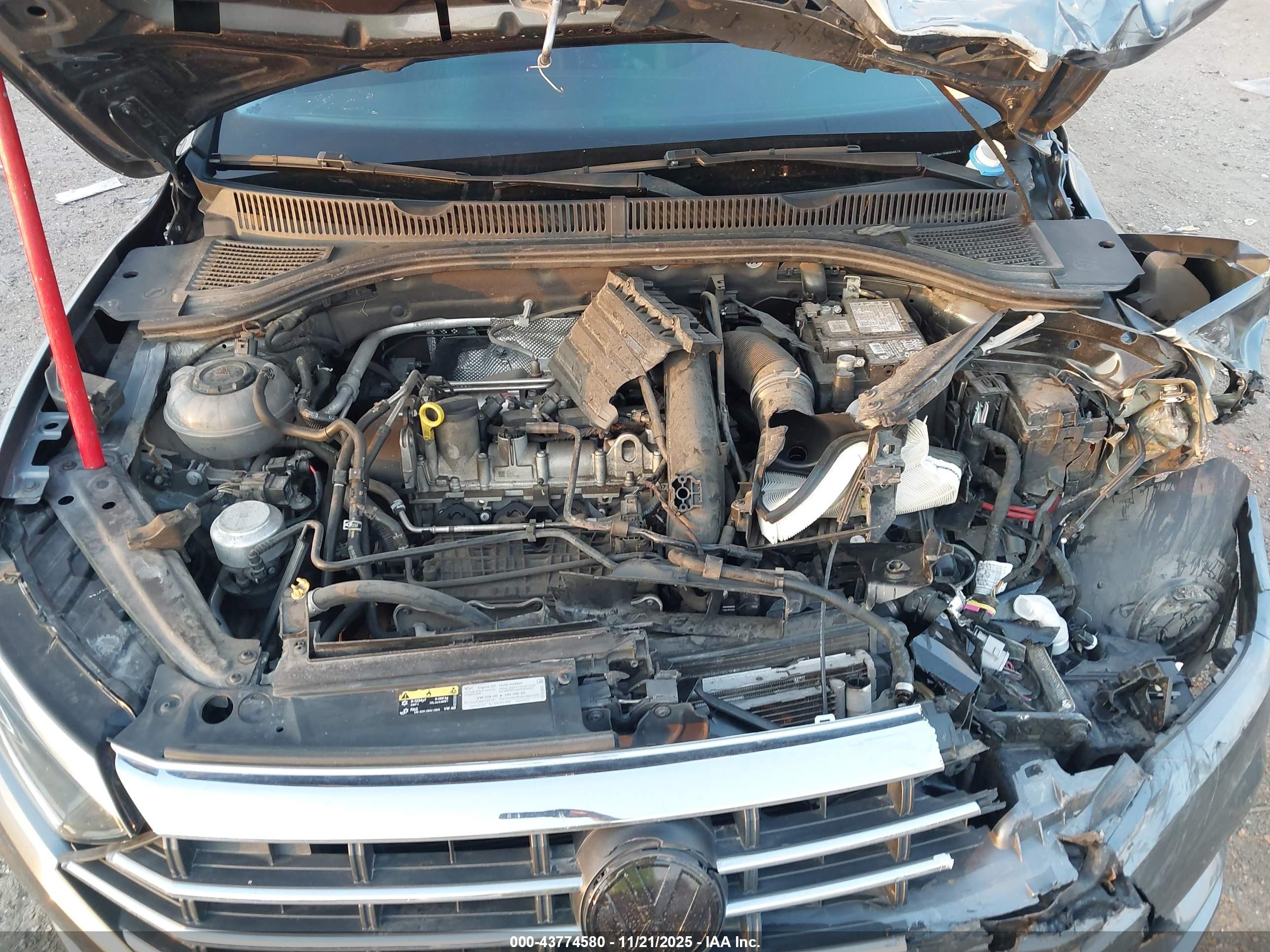 VOLKSWAGEN JETTA image 10