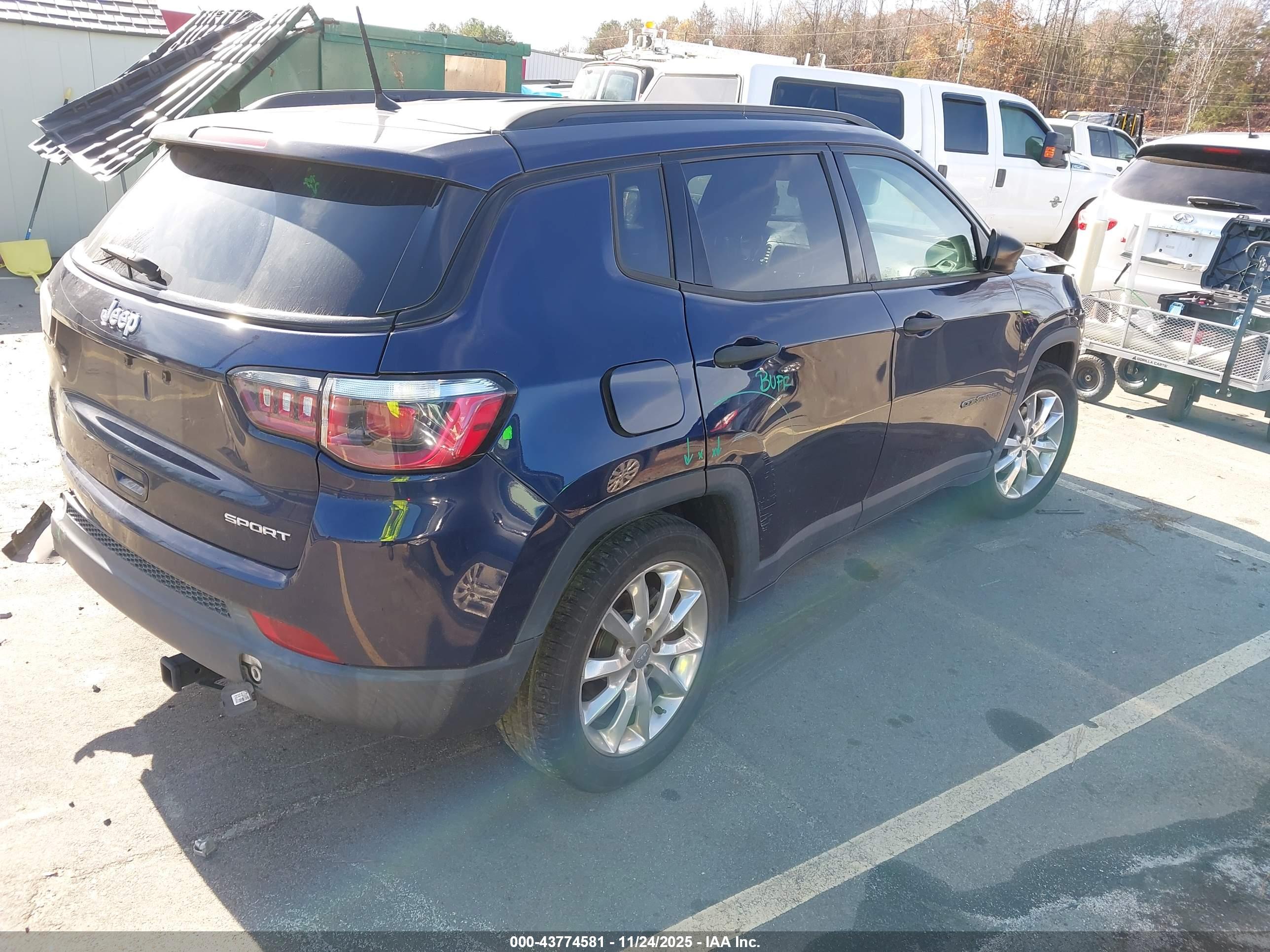 JEEP COMPASS image 4