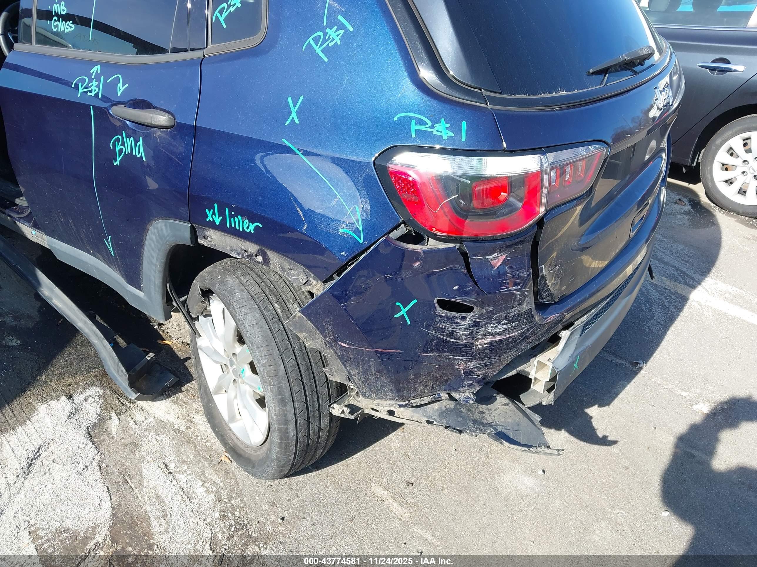 JEEP COMPASS image 6