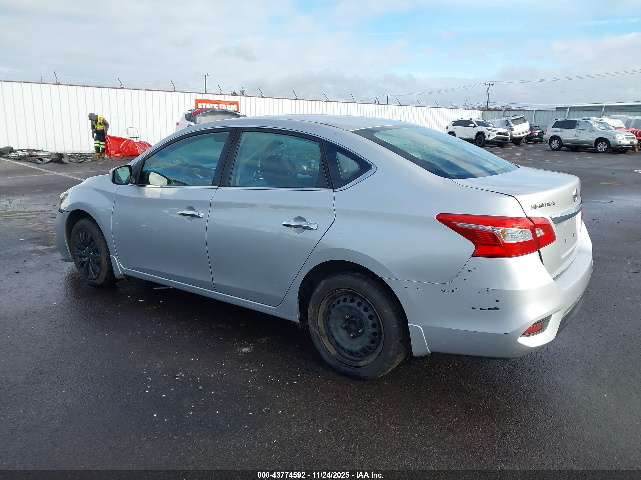 NISSAN SENTRA image 3