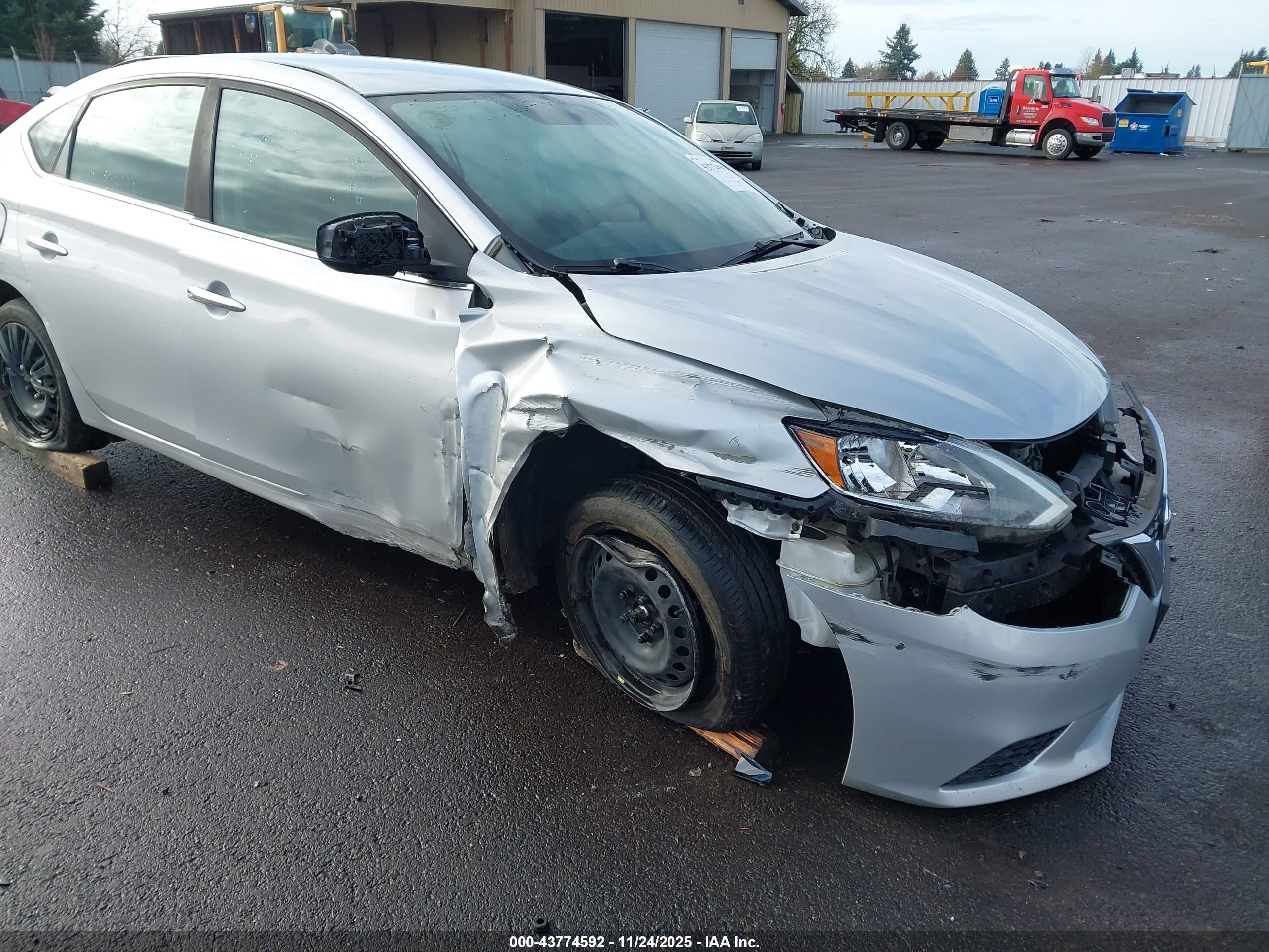 NISSAN SENTRA image 6
