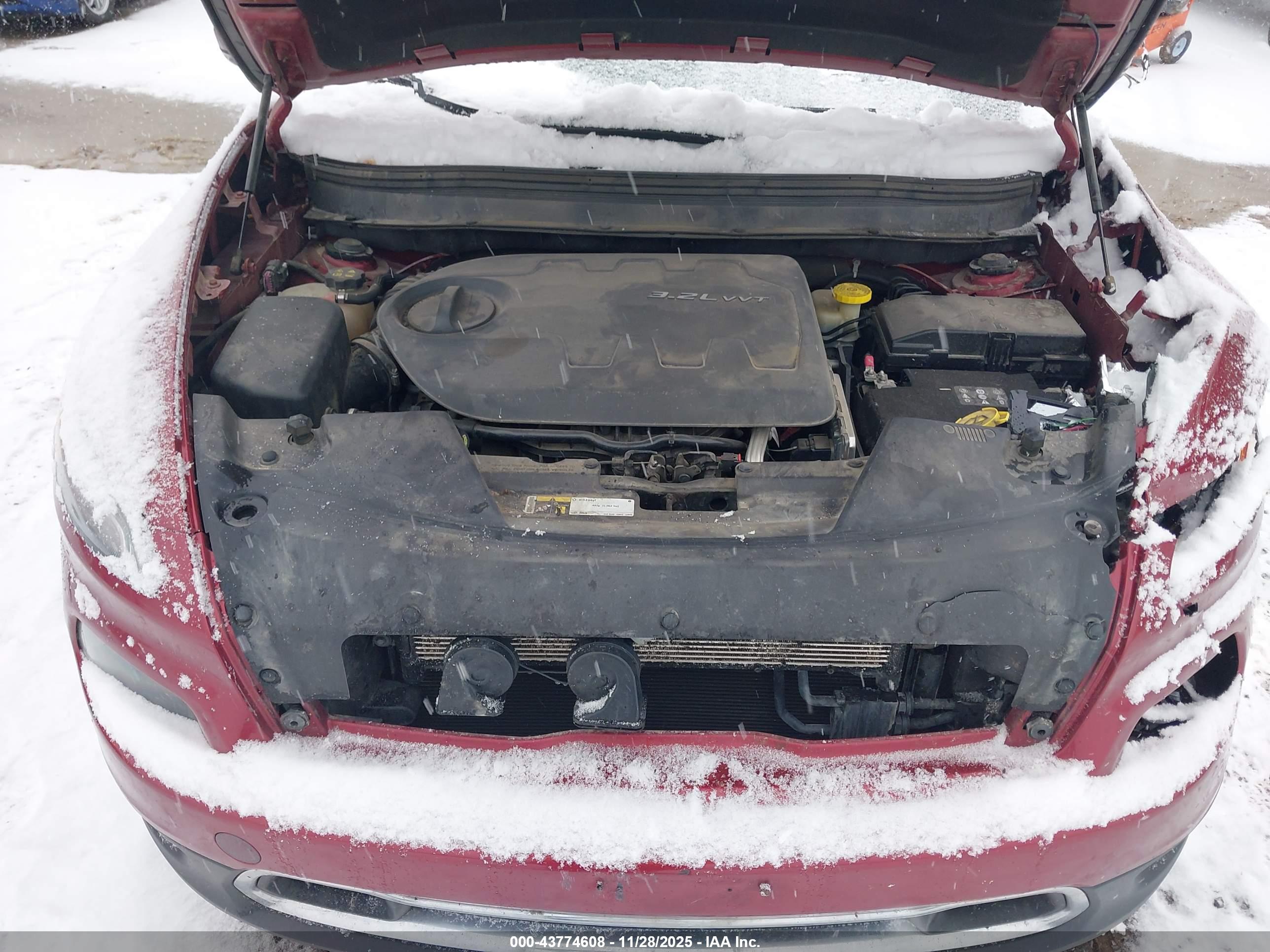 JEEP CHEROKEE image 10